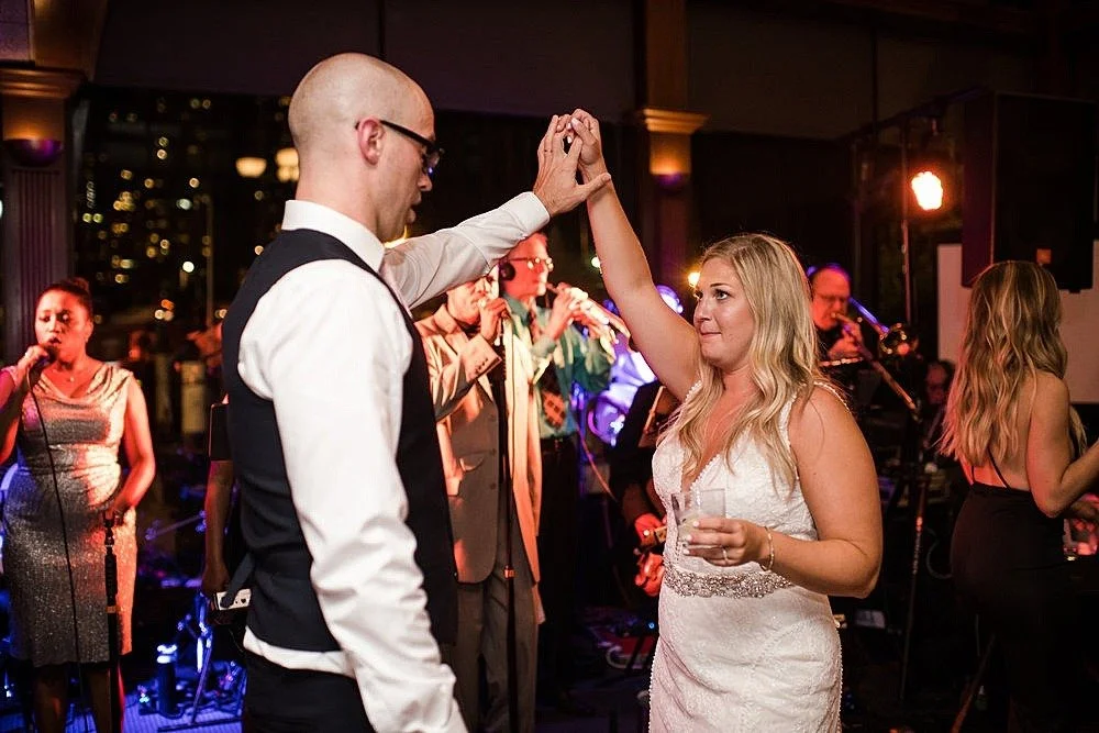 imgi_24_outdoor-chicago-yacht-club-weding-citygirl-chicago-wedding-planner_2041.jpg