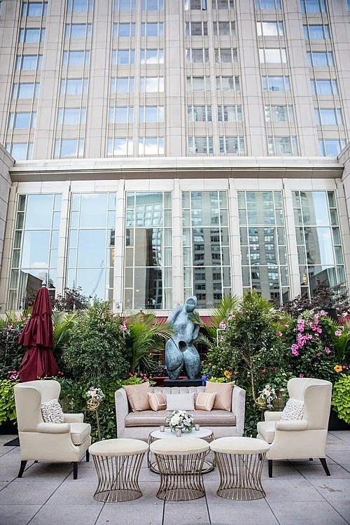 imgi_17_elegant-downtown-wedding-peninsula-chicago-citygirl-weddings_2077.jpg