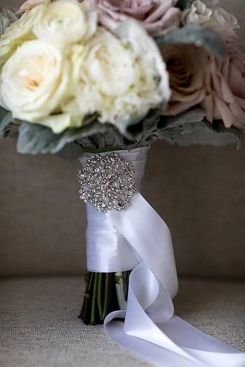 imgi_6_elegant-downtown-wedding-peninsula-chicago-citygirl-weddings_2075.jpg