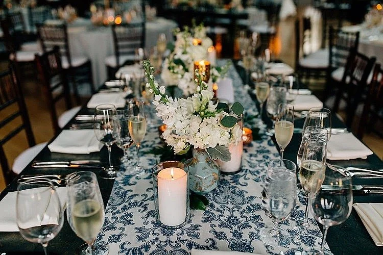 imgi_23_city-romantic-wedding-cafe-brauer-chicago-wedding-planning-citygirl_2116.jpg