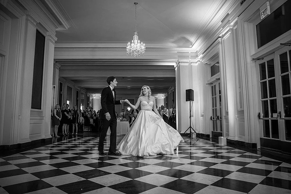 imgi_23_chicago-history-museum-wedding-chicago-wedding-planner-citygirl_2272.jpg