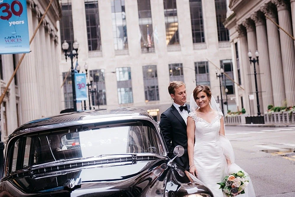 imgi_14_classic-chicago-elegance-university-club-wedding-citygirl-wedding-plannner_2299.jpg