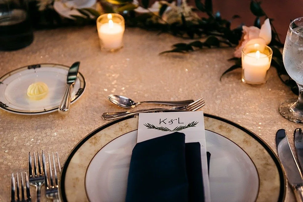 imgi_21_classic-chicago-elegance-university-club-wedding-citygirl-wedding-plannner_2287.jpg