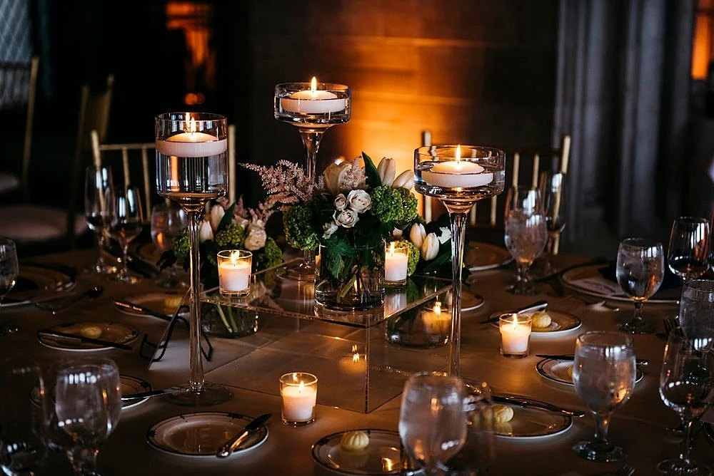 imgi_24_classic-chicago-elegance-university-club-wedding-citygirl-wedding-plannner_2293.jpg
