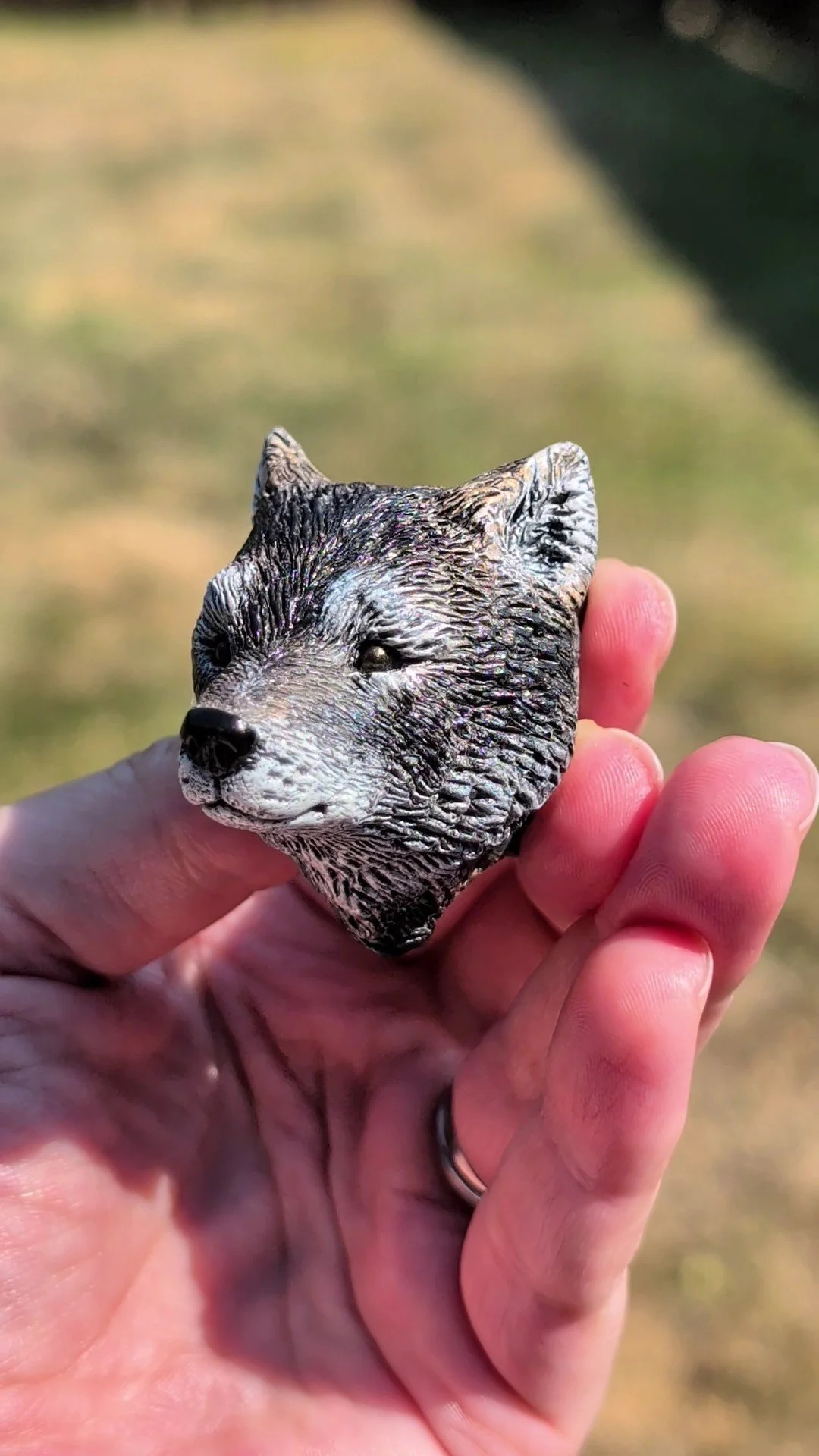 Wolf Magnet