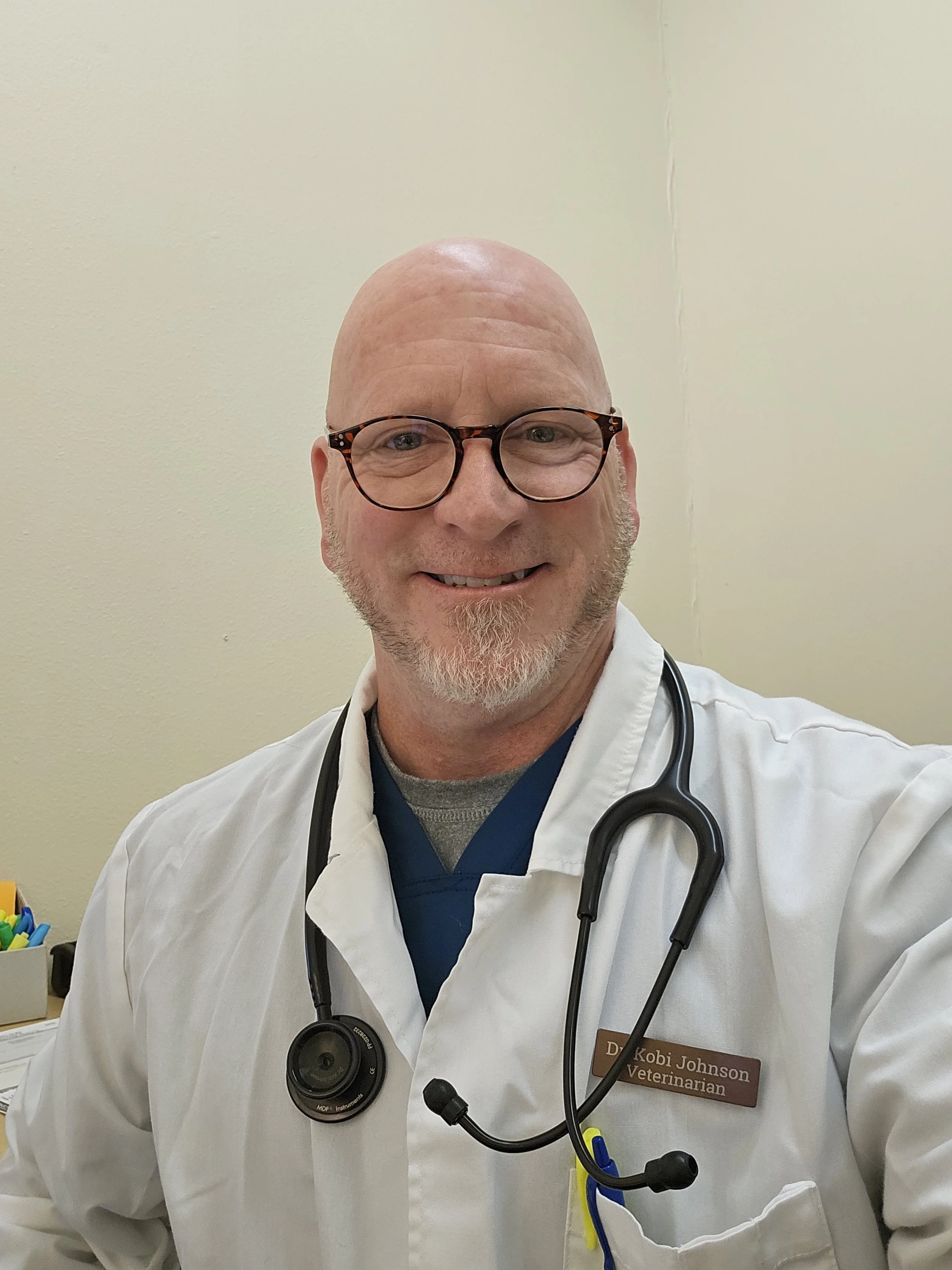 Dr. Kobi Johnson Headshot