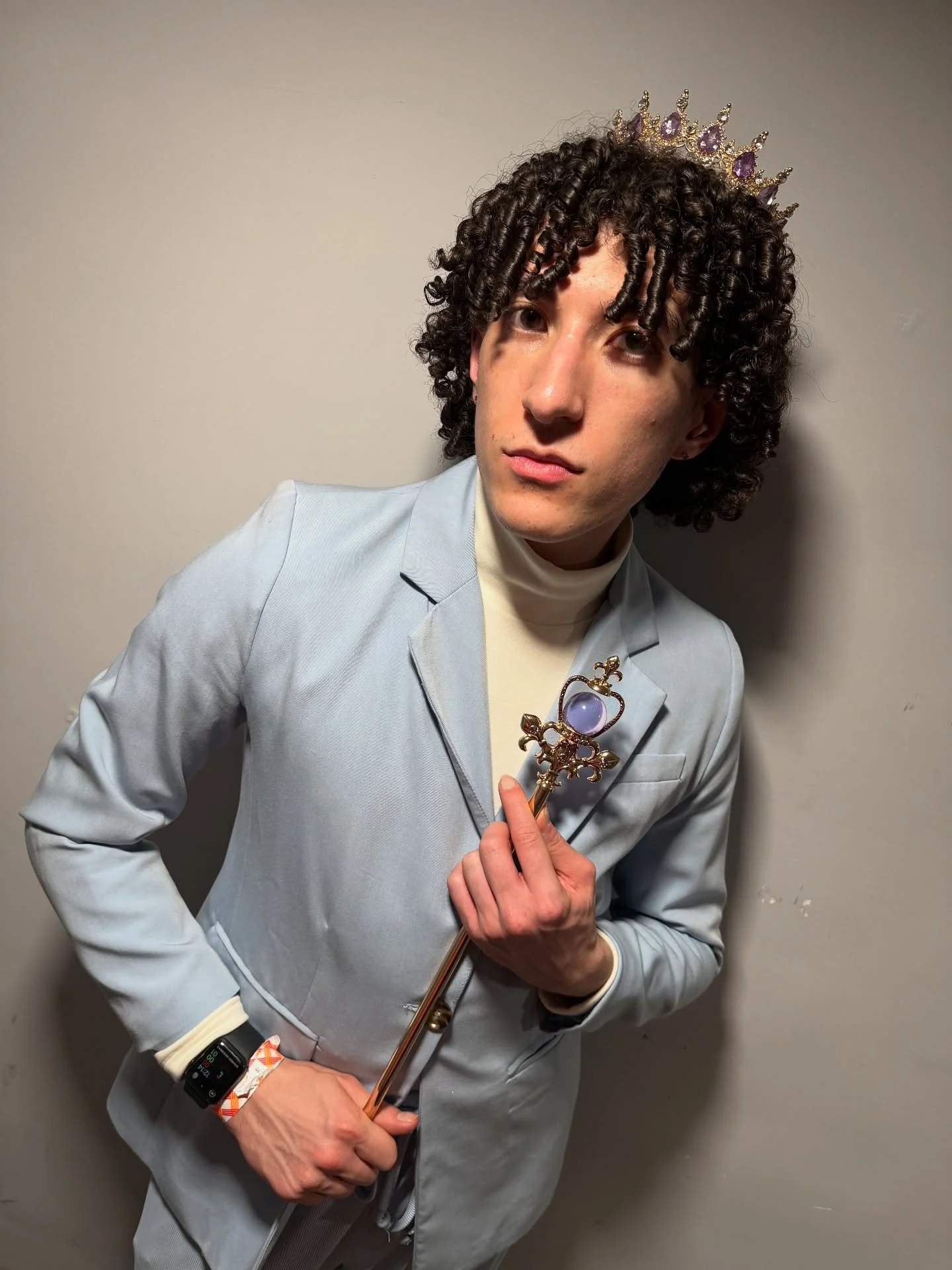 Please welcome your official NYC PRINCE OF THE INTERNATIONAL ROYAL HAUS OF SILK! 👑💟🔱

Thank you so much @_robertsilkmason_ for trusting me with this position and for seeing the passion in me :). I love you with all my heart and cannot wait to grow