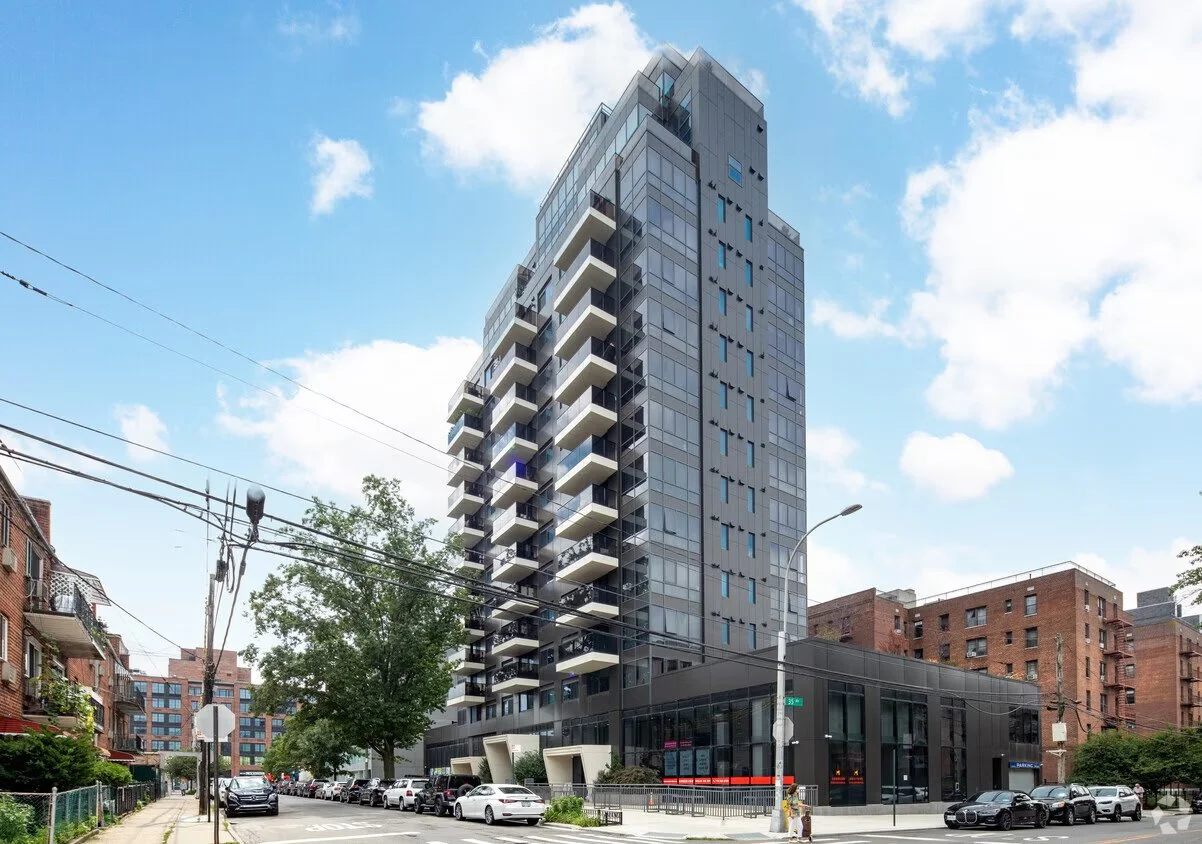 An image of Murray Hill Mansino