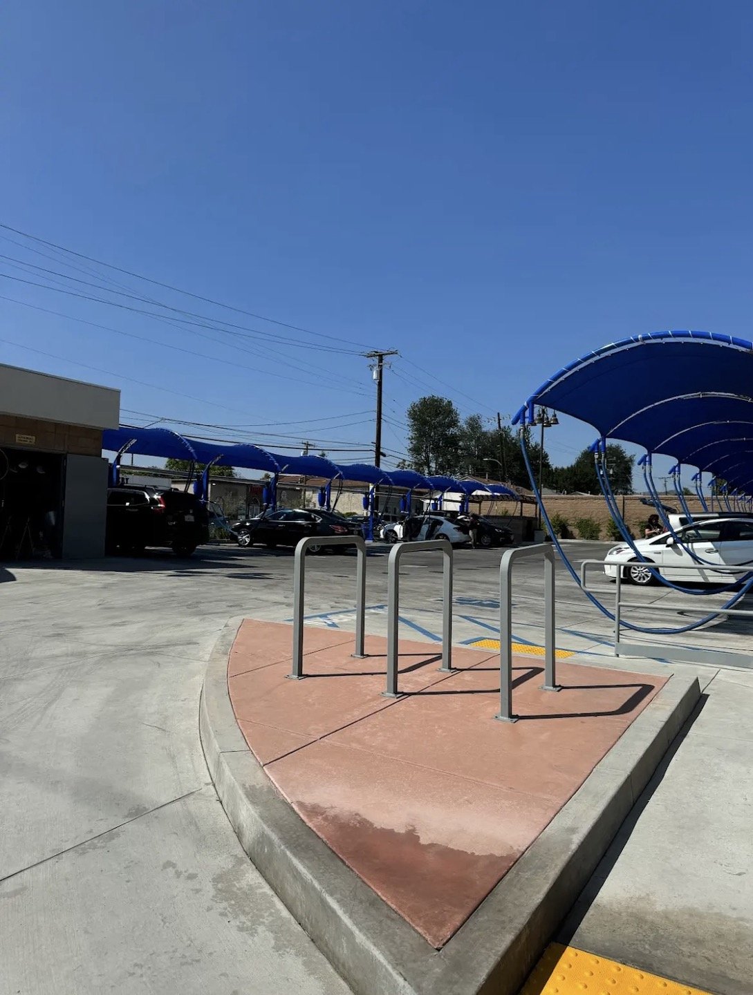 whittier car wash pic 5.jpg