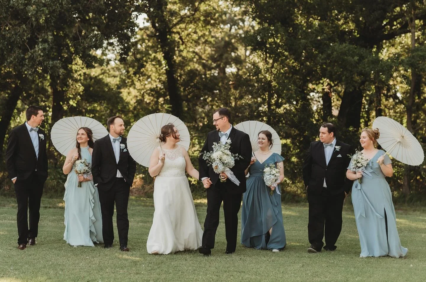 Parasols are the dreamy wedding detail you need ☀️💍✨

Venue: @emersonvenue 
Wedding coordinator: @bluelilyweddingco
Photography: @elisedaniellephotoandvideo 
Florals: Lemon Tree Florist
Catering: @chuyscateringdfw
Hair &amp; Makeup: @teasetopleaseha