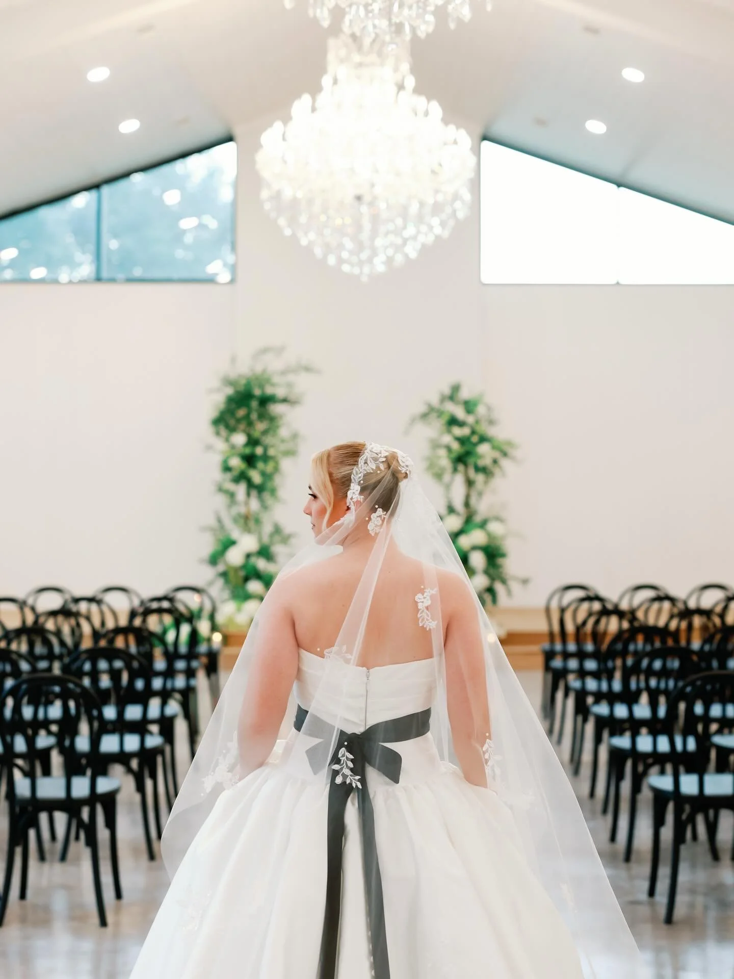 As a wedding planner and designer, I love being able to collaborate with other vendors to style a space for a wedding that showcases everyone&rsquo;s talents. This one was extra special to me as I planned every detail and worked closely with each ven