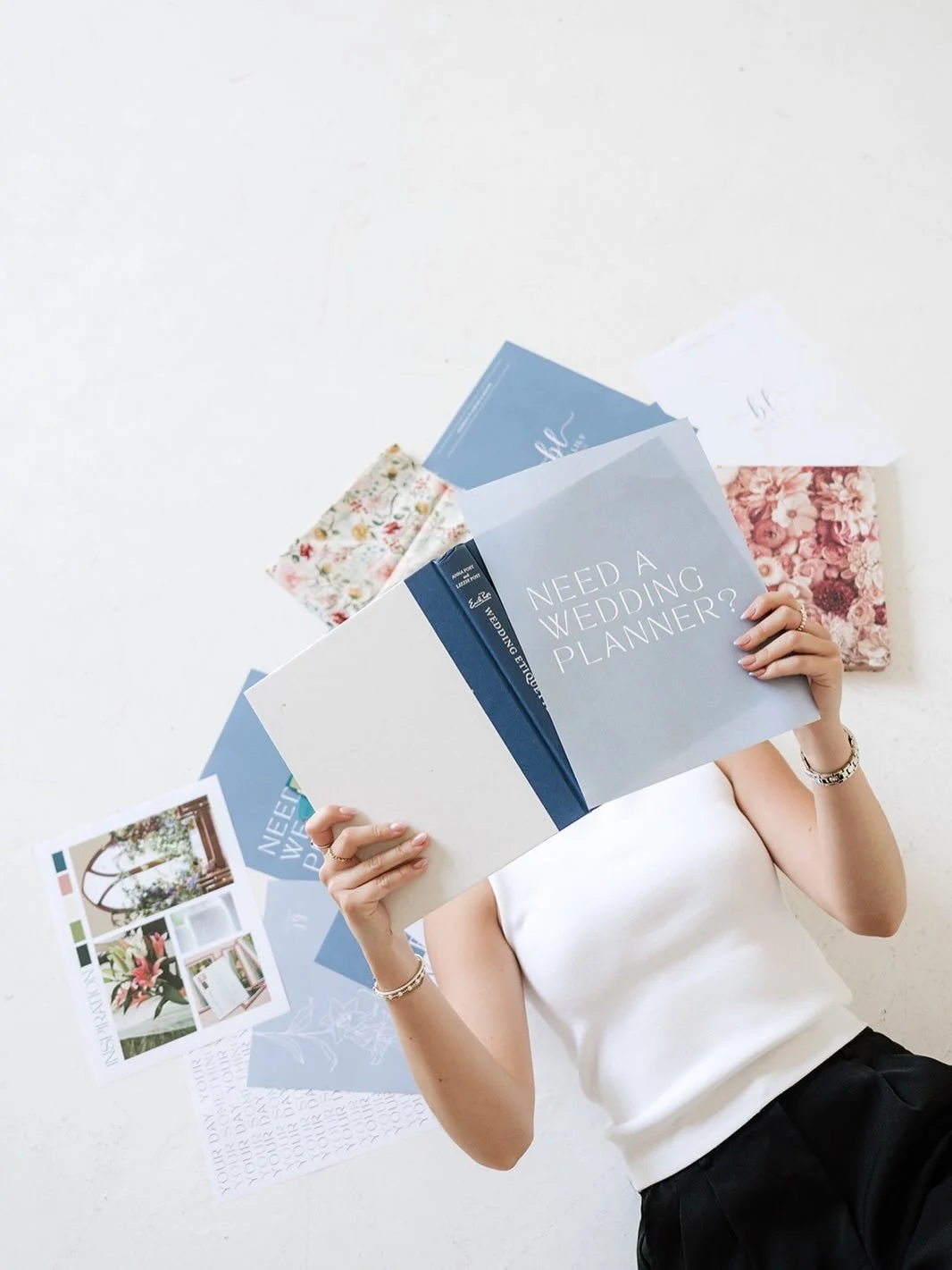 Need a wedding planner?&hellip;I&rsquo;d LOVE to work with you!!! My favorite part about wedding planning is building a relationship with my brides and working out design ideas that reflect the couple and their vision 🤗

Visit my website at bluelily