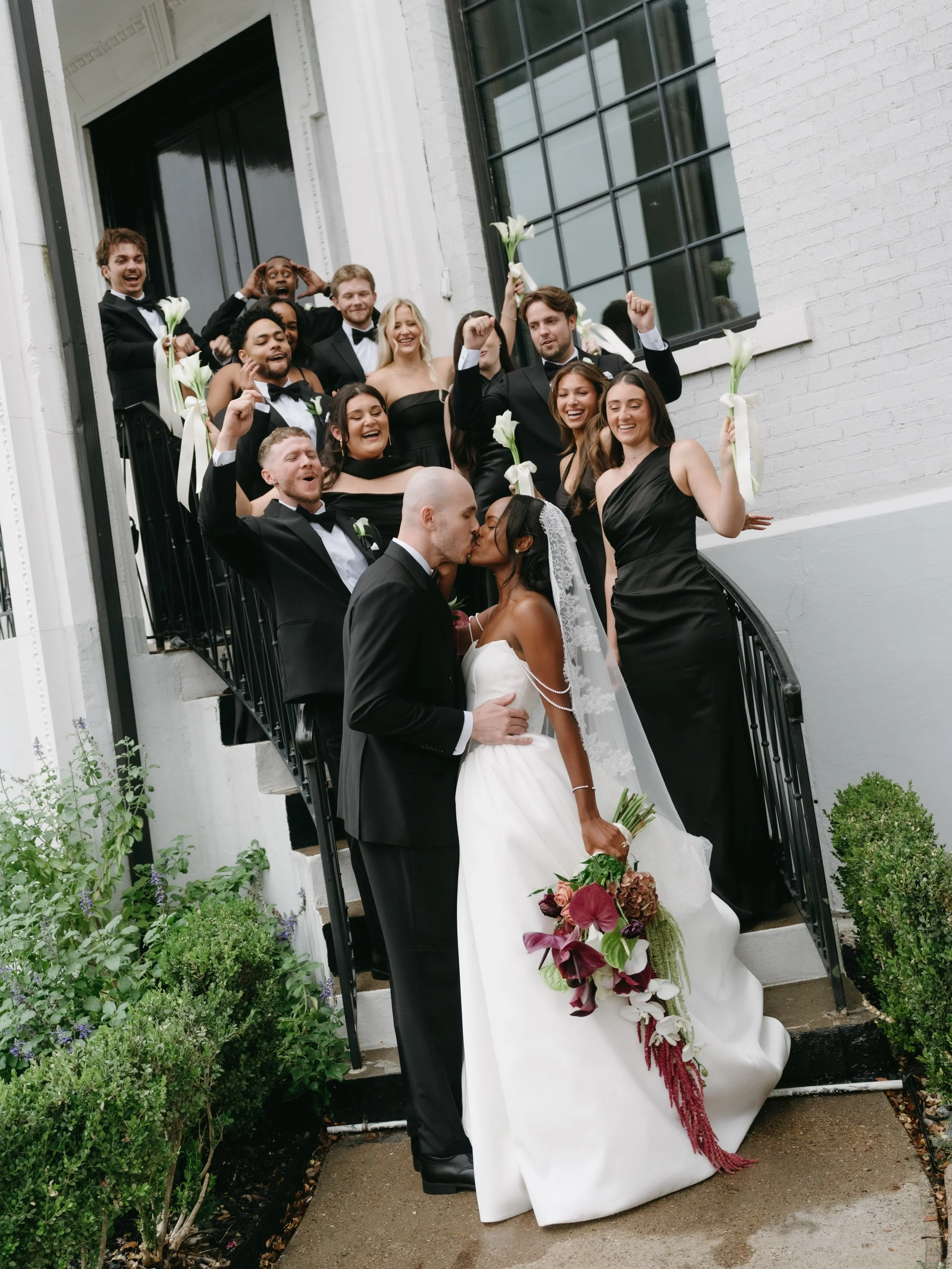 The Damers ✨☁️

This wedding was the definition of class, beauty, and grace. Truly honored to be a part of this special day and witness God&rsquo;s love and presence through Koben, Amari, and those around them. 🤍

Venue | @themasondallas
Wedding Coo