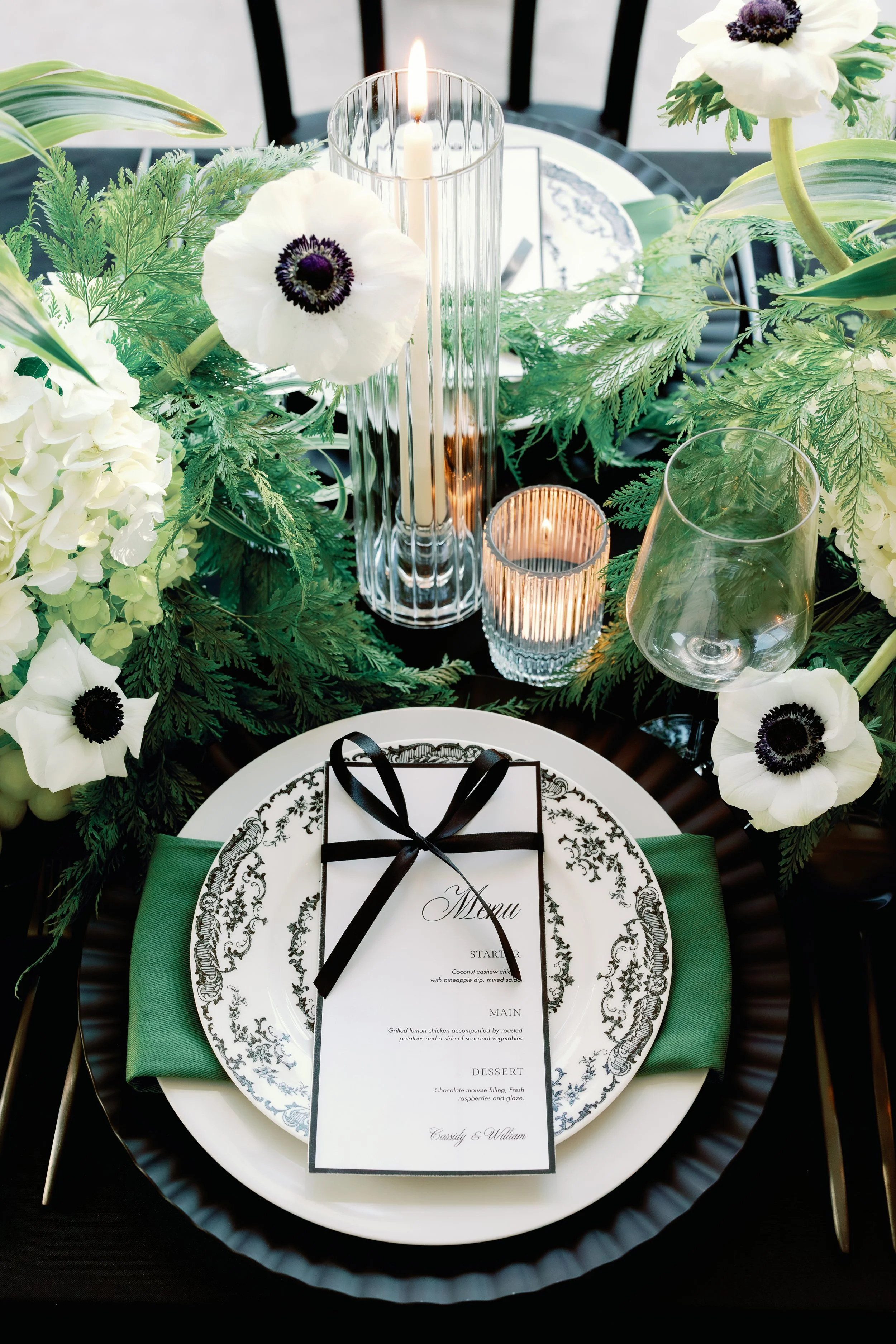 Wedding tablescape designed by Blue Lily Wedding Co.