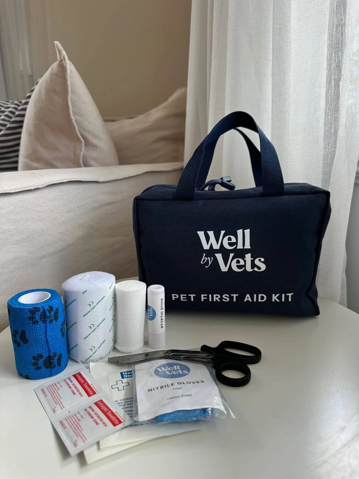 Well by Vets Pet First Aid Kit Bandage Materials Displayed.jpg