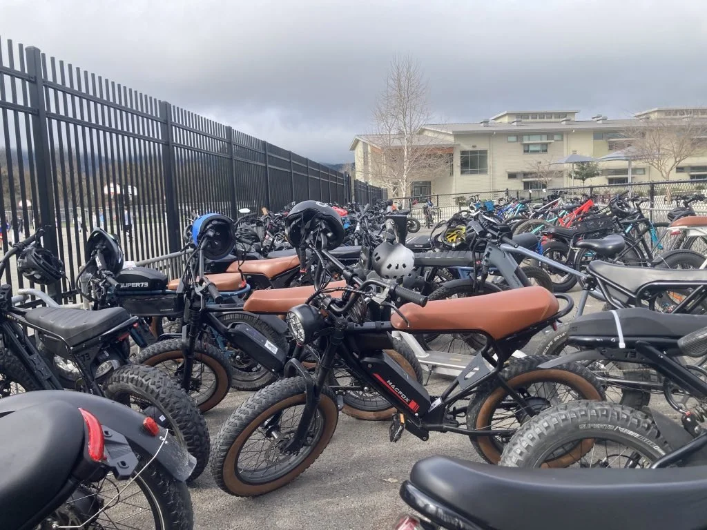 STONE-VALLEY-MIDDLE-SCHOOL-52-E-BIKES-1024x768.jpeg