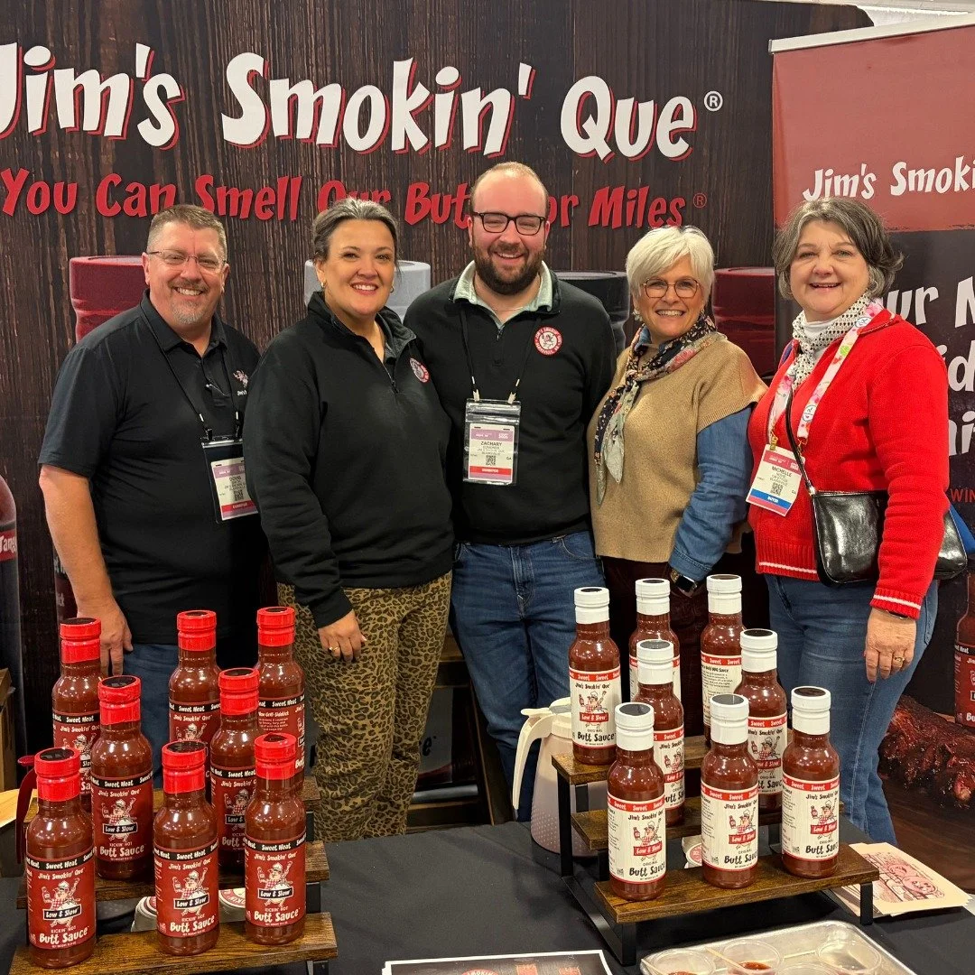 It has been a joy to connect with great friends and business partners at Americas Market. Thank to From Me To You for stopping by the booth 

@shopfrommetoyougifts