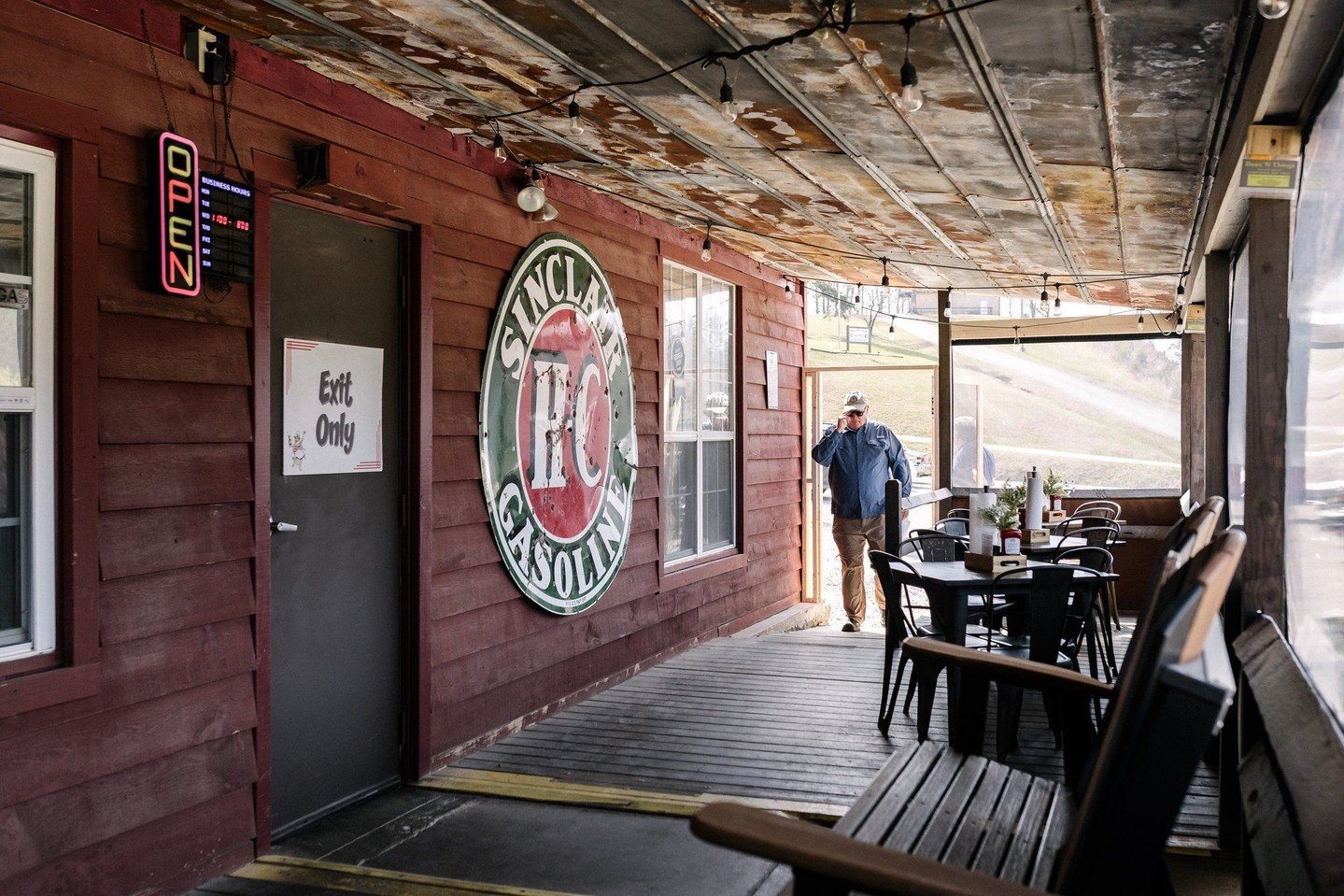 What does C.R.A.F.T. BBQ taste like? Drive to Blairsville and find out. Open 7 days a week, 11 to 8.