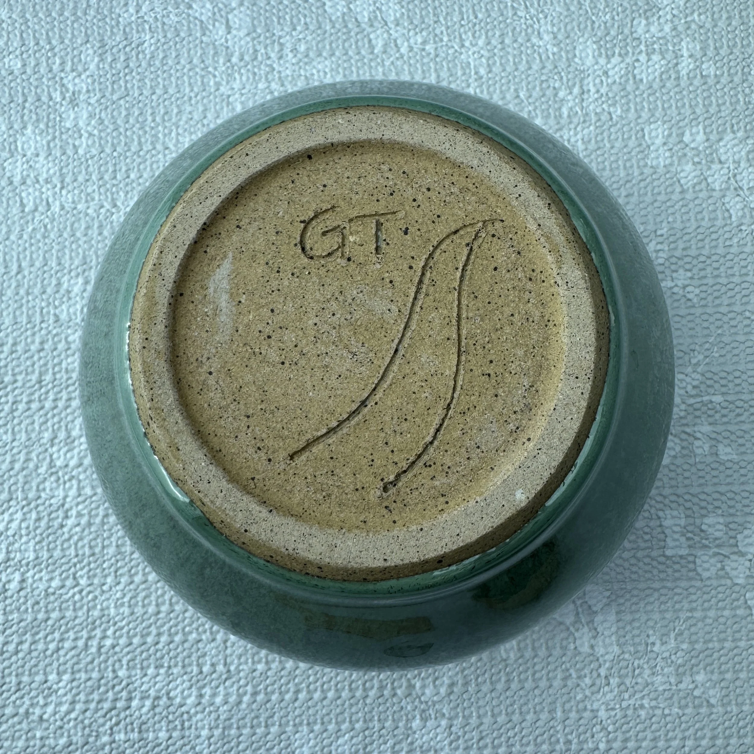 jar_moss_bottom.jpg