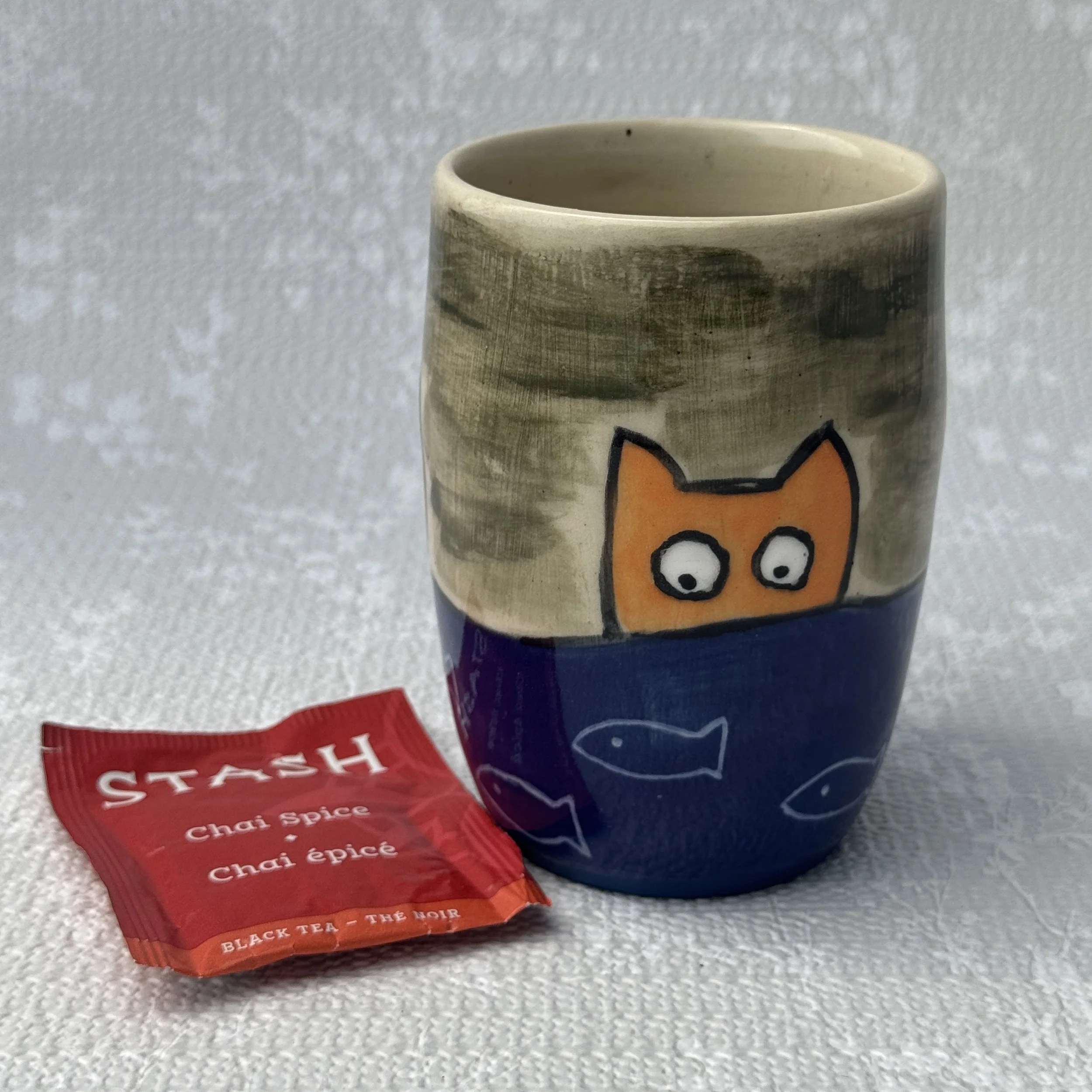 cup-cats-fishing-3_with-teabag.jpg