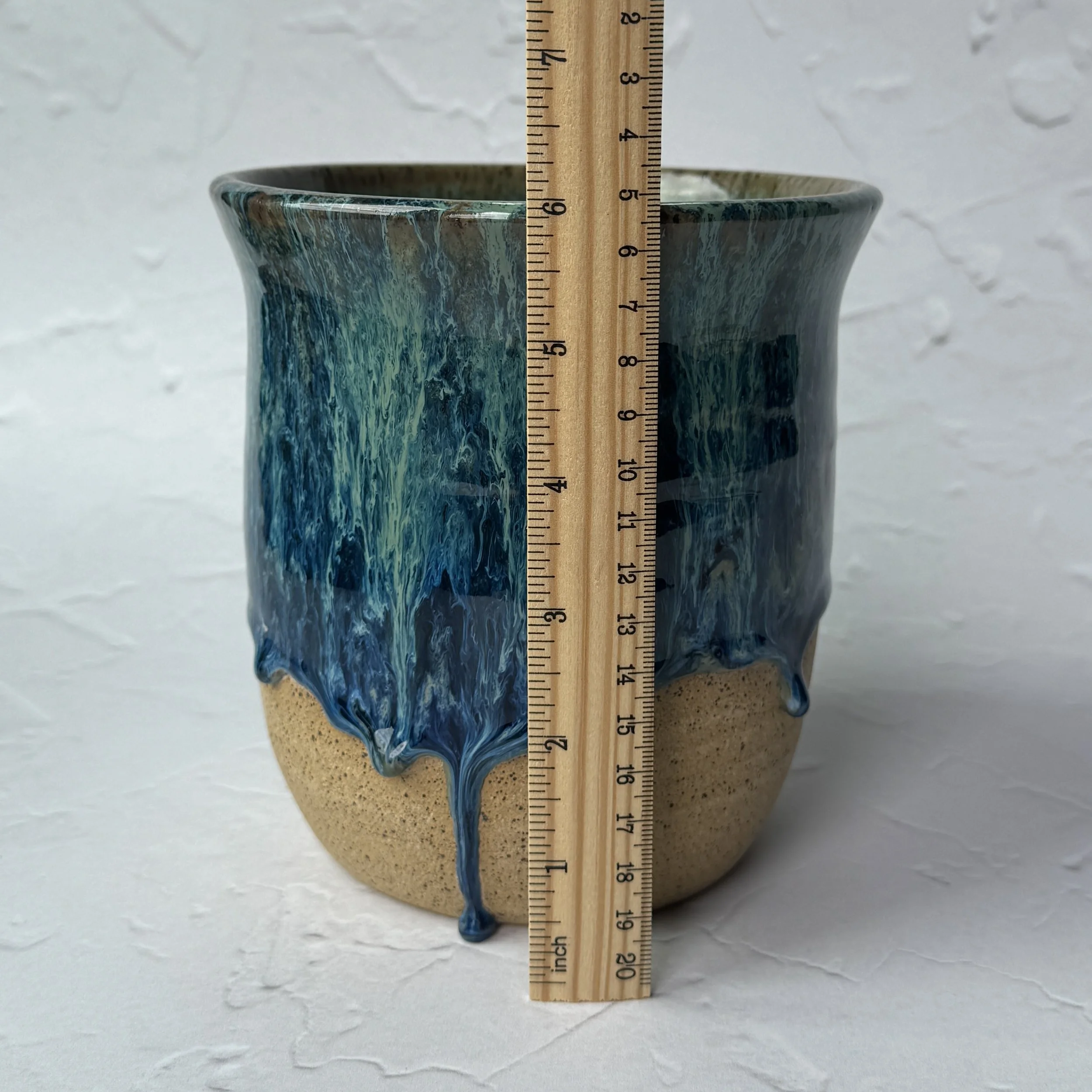 utensil-holder_peacock_height.jpg