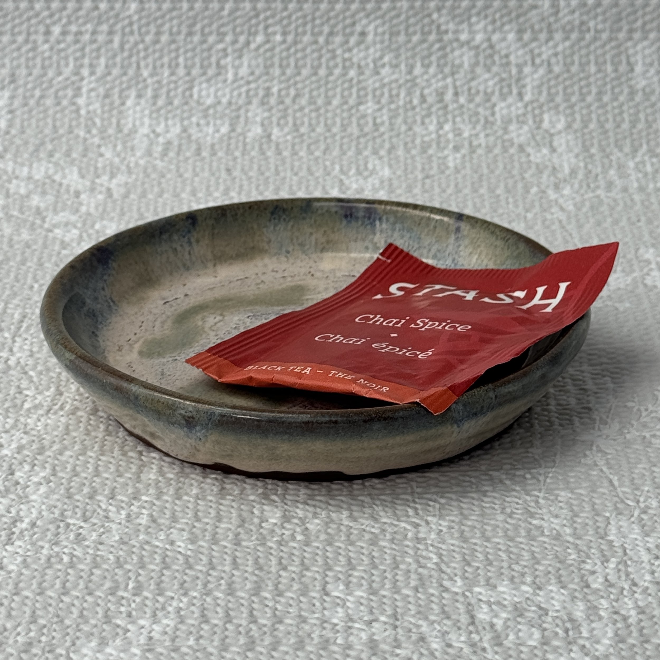 trinket-plate_sea-foam_tea-bag.jpg