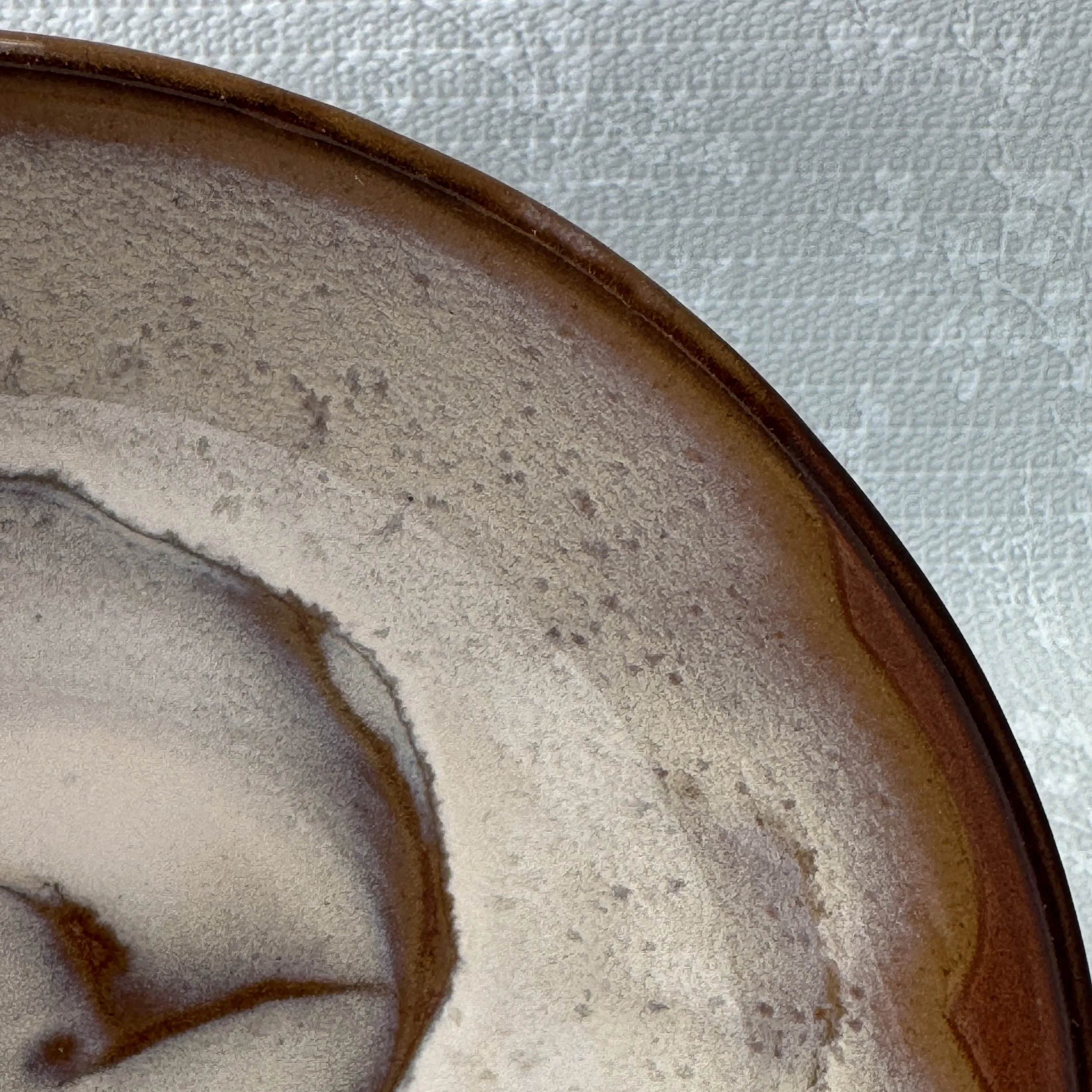 everyday-bowl_frosted-pumpkin_closeup.jpg