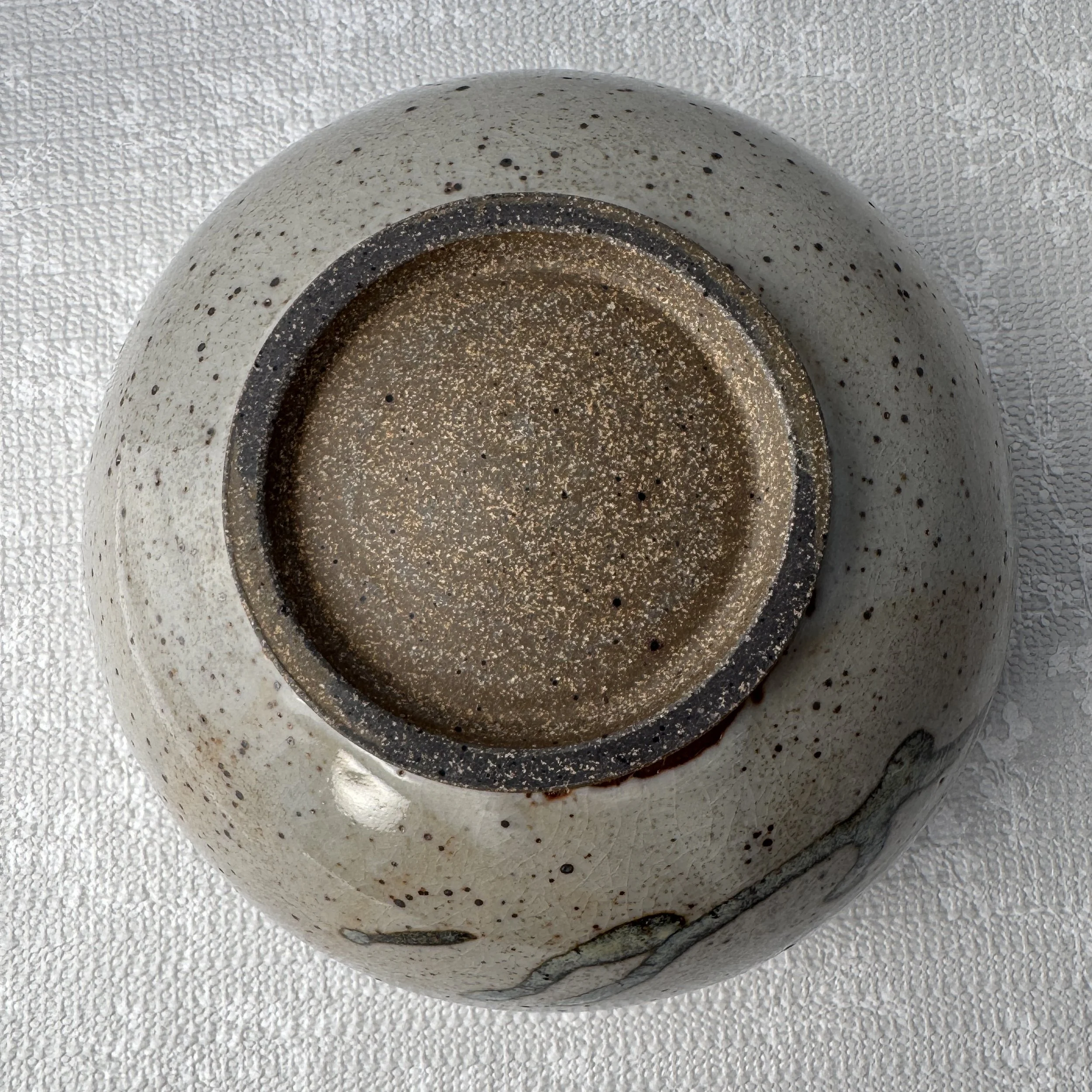 serving-bowl_rustic_bottom.jpg