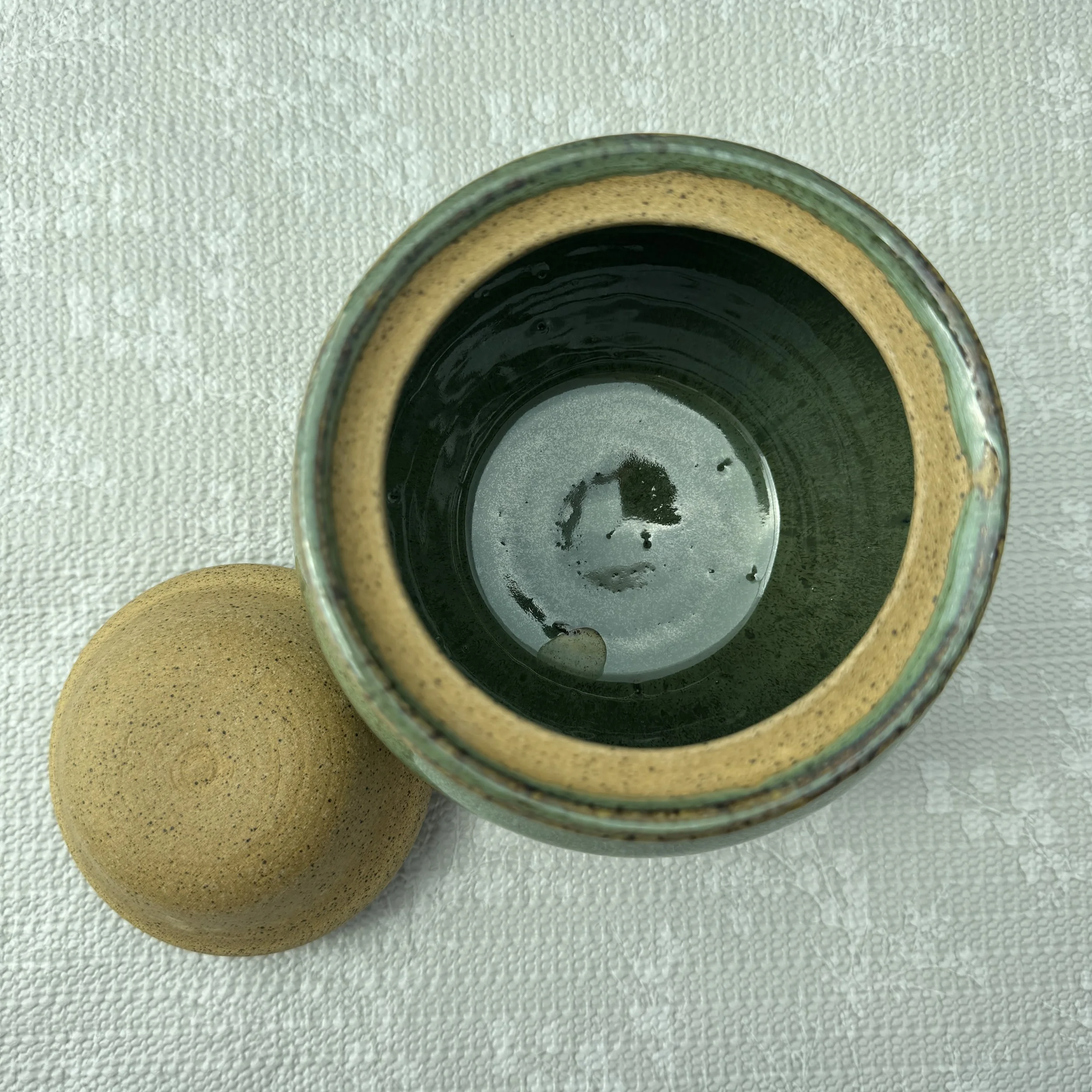 jar_moss_inside.jpg