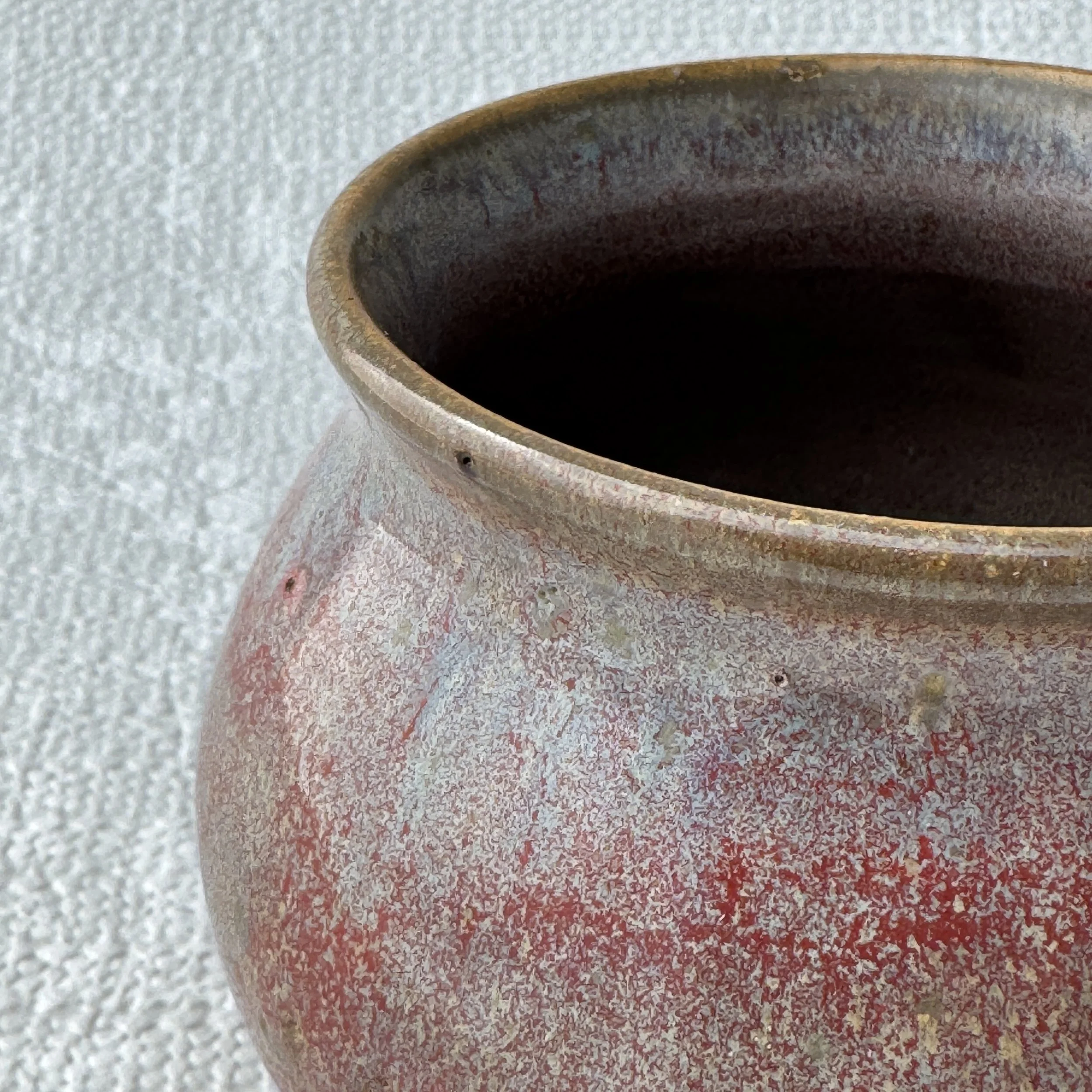 mug_red-opal_closeup.jpg