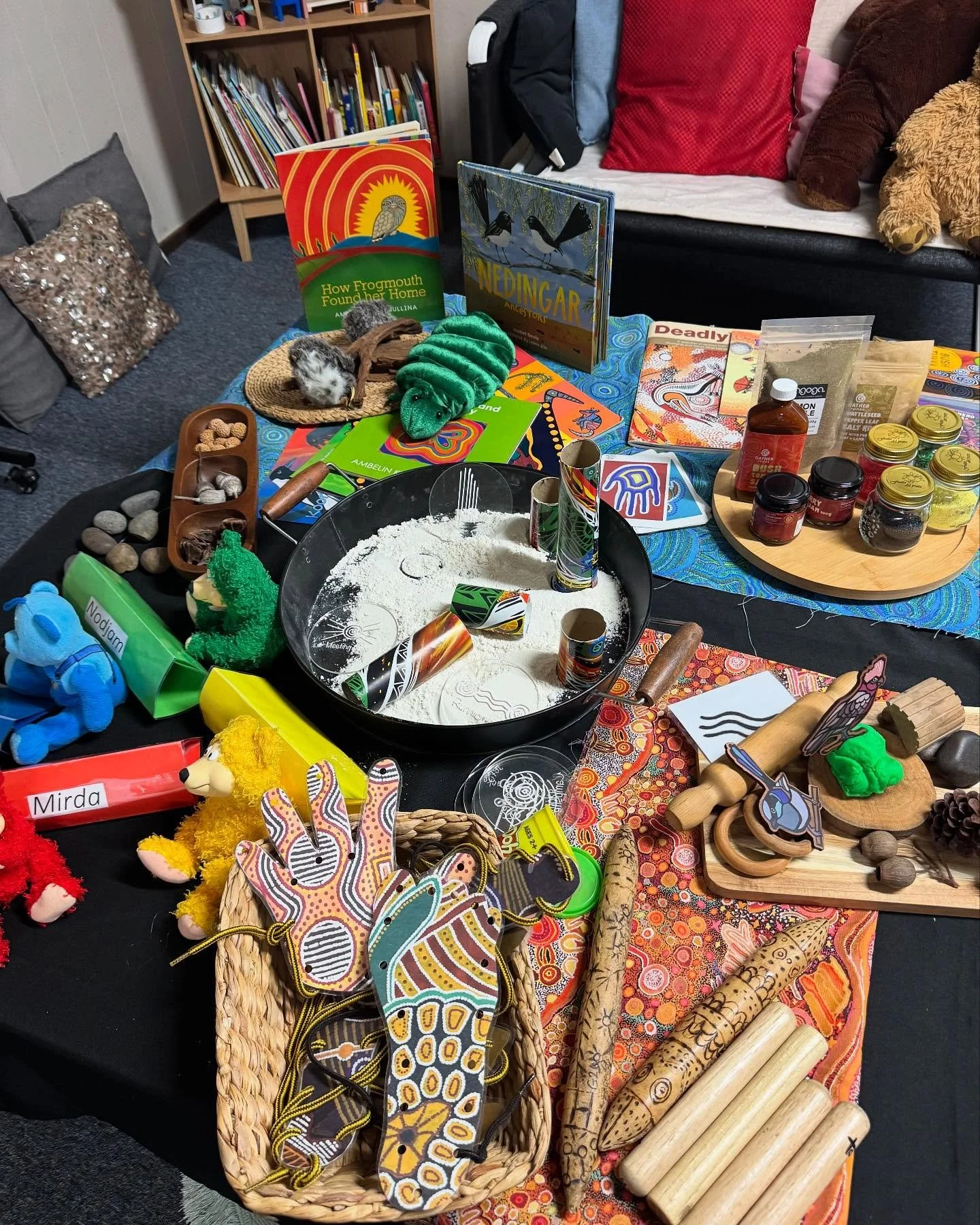 Last night Fran Windon joined us at Teddy Bear Corner to present a workshop Kulungar Waabiny, teaching us how to embed culture and language into our programs and day to day activities. Thank you Fran for a fun and insightful night of learning and sha