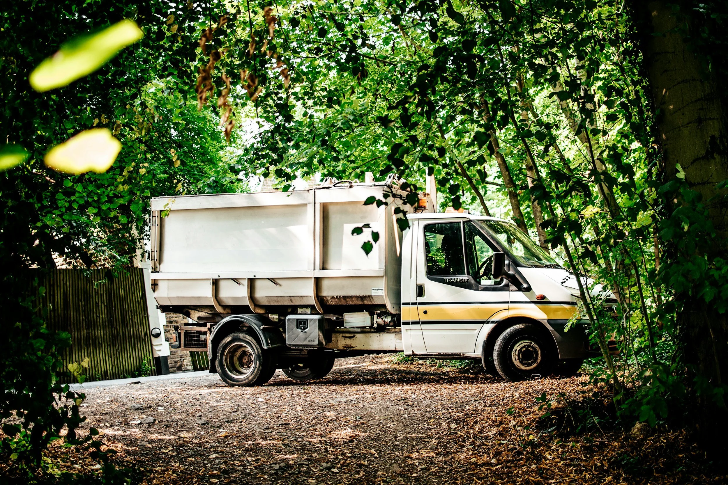 Skip bin truck for house clearance Adelaide
