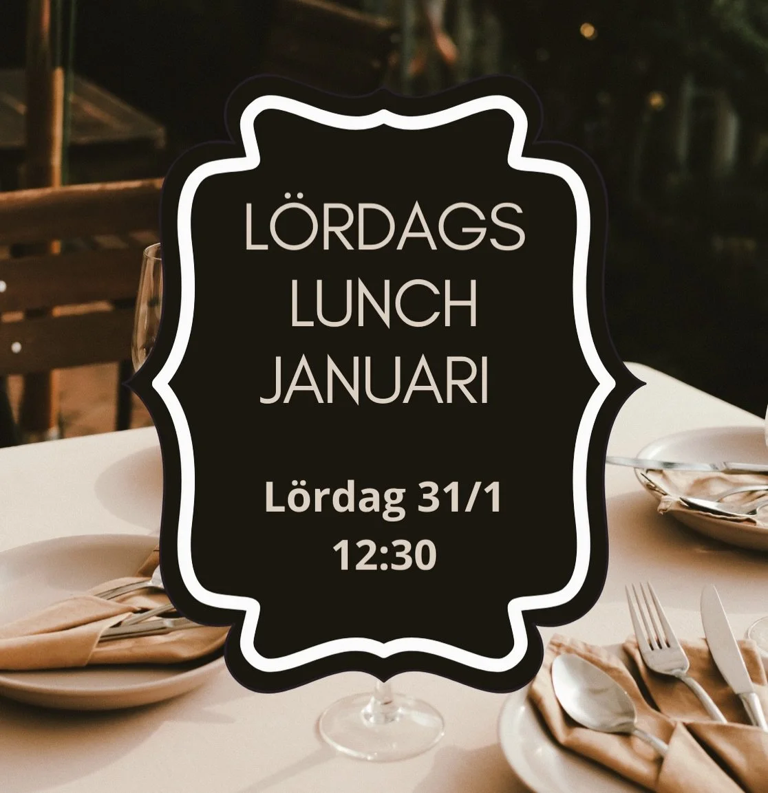 Om vi m&ouml;blerar om liiite, eller om ni &auml;r ett st&ouml;rre s&auml;llskap vill ha ett helt eget rum, s&aring; har vi 3 alternativt 8 platser kvar! 

P&aring; menyn st&aring;r en mustig l&aring;ngbakad chili med kr&auml;mig h&auml;ngd gr&auml;d