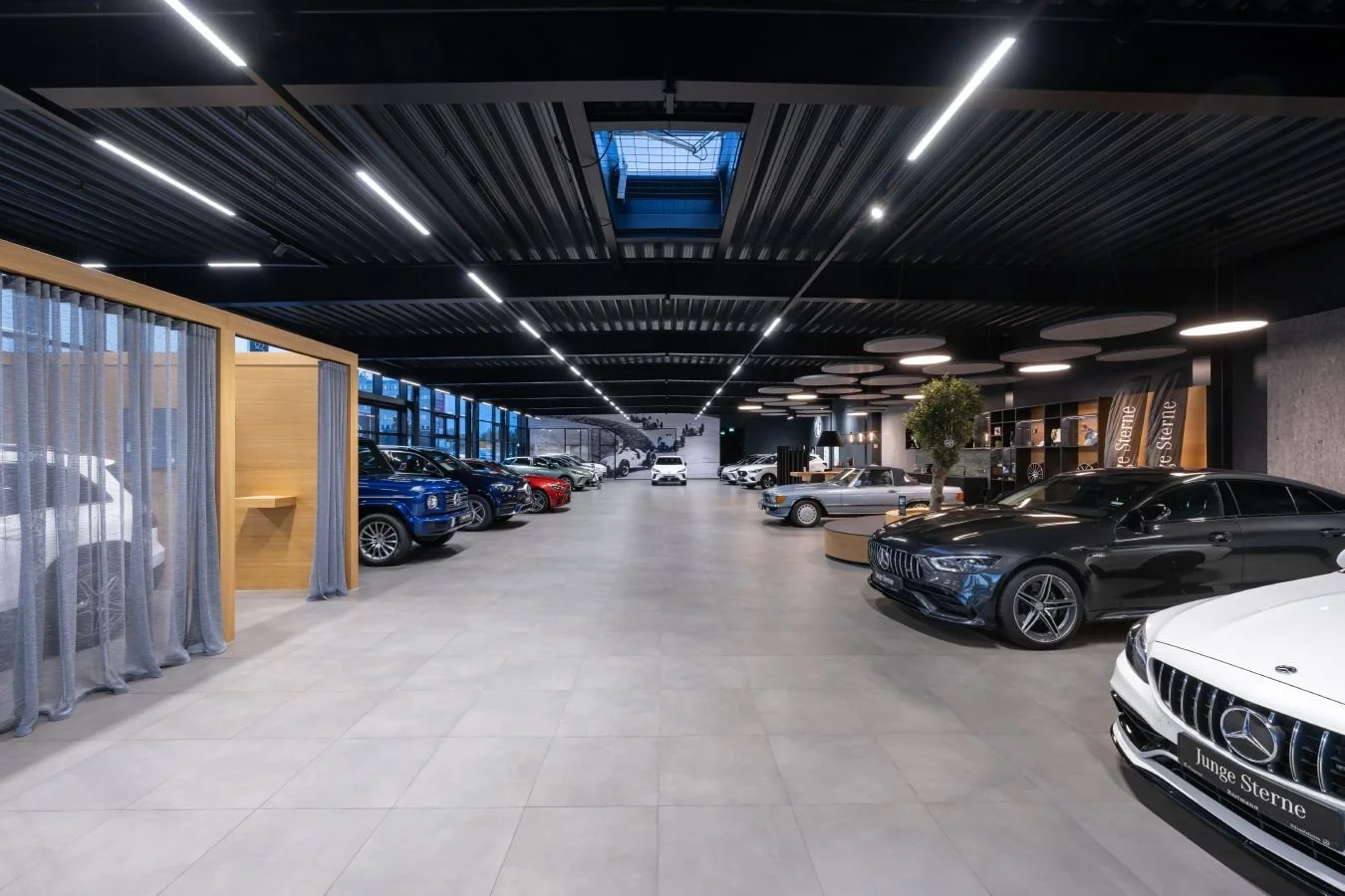 Optimal belysning for bilforhandler og bilverksted