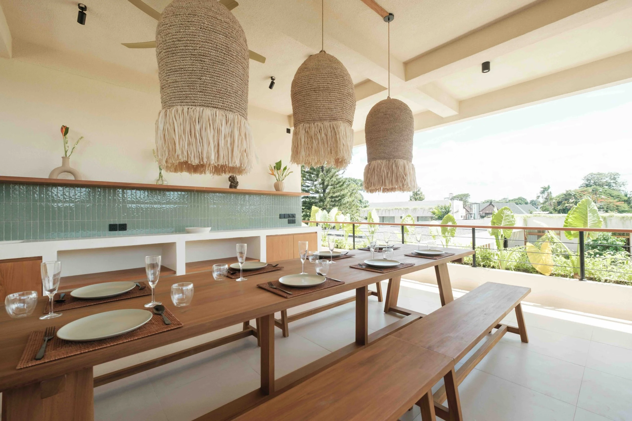 Manu-villas-Manu-Gede-open-air-dining.jpeg