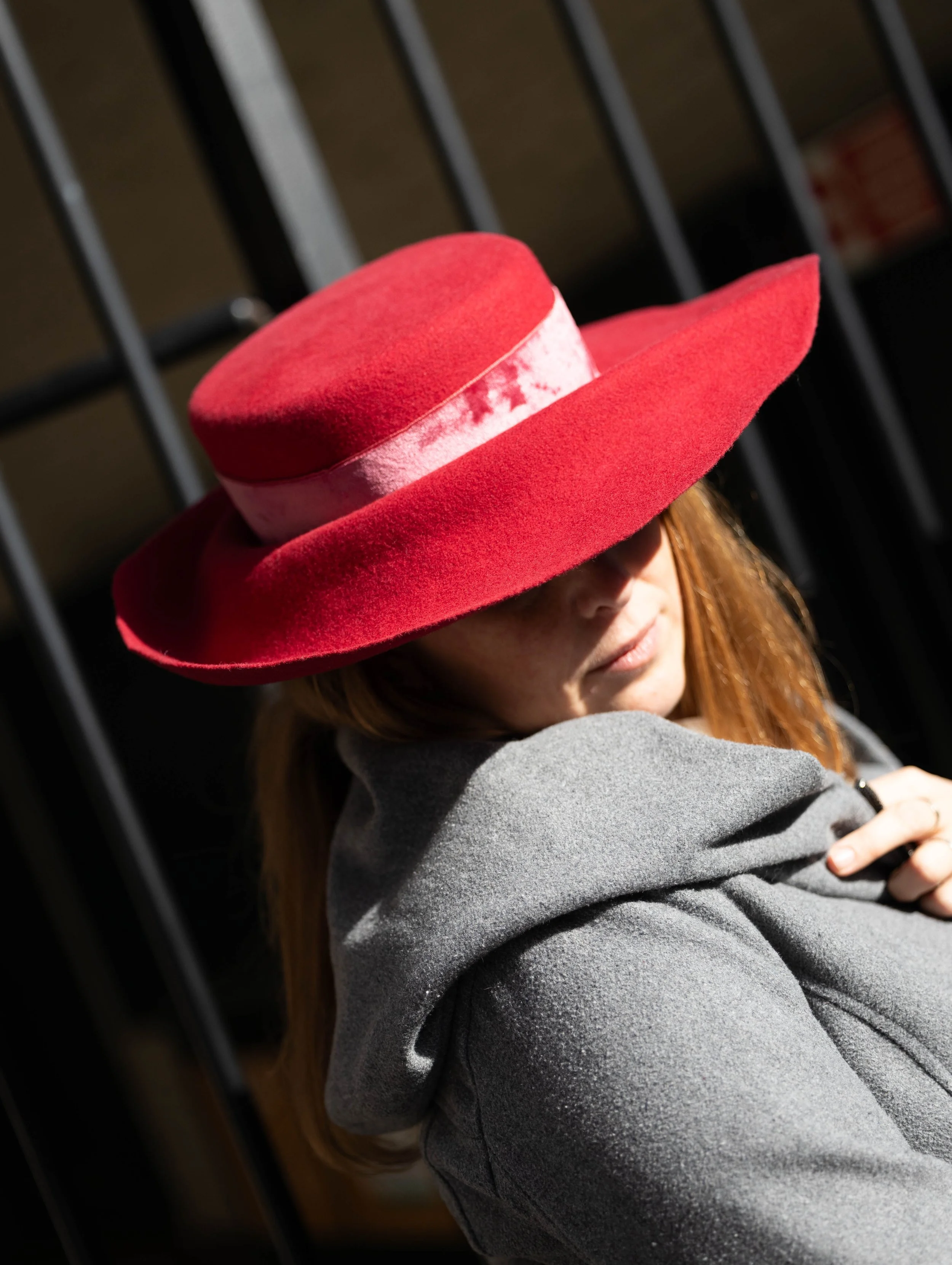 capeline feutre laine femme bordeau plissé