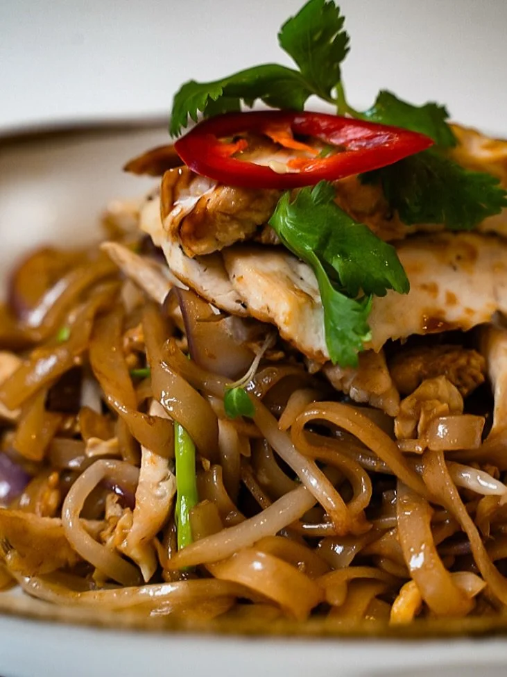 The ultimate Fall comfort dish: Pad Thai 🥢🔥🍁

#padthai #niuko #londonrestaurant