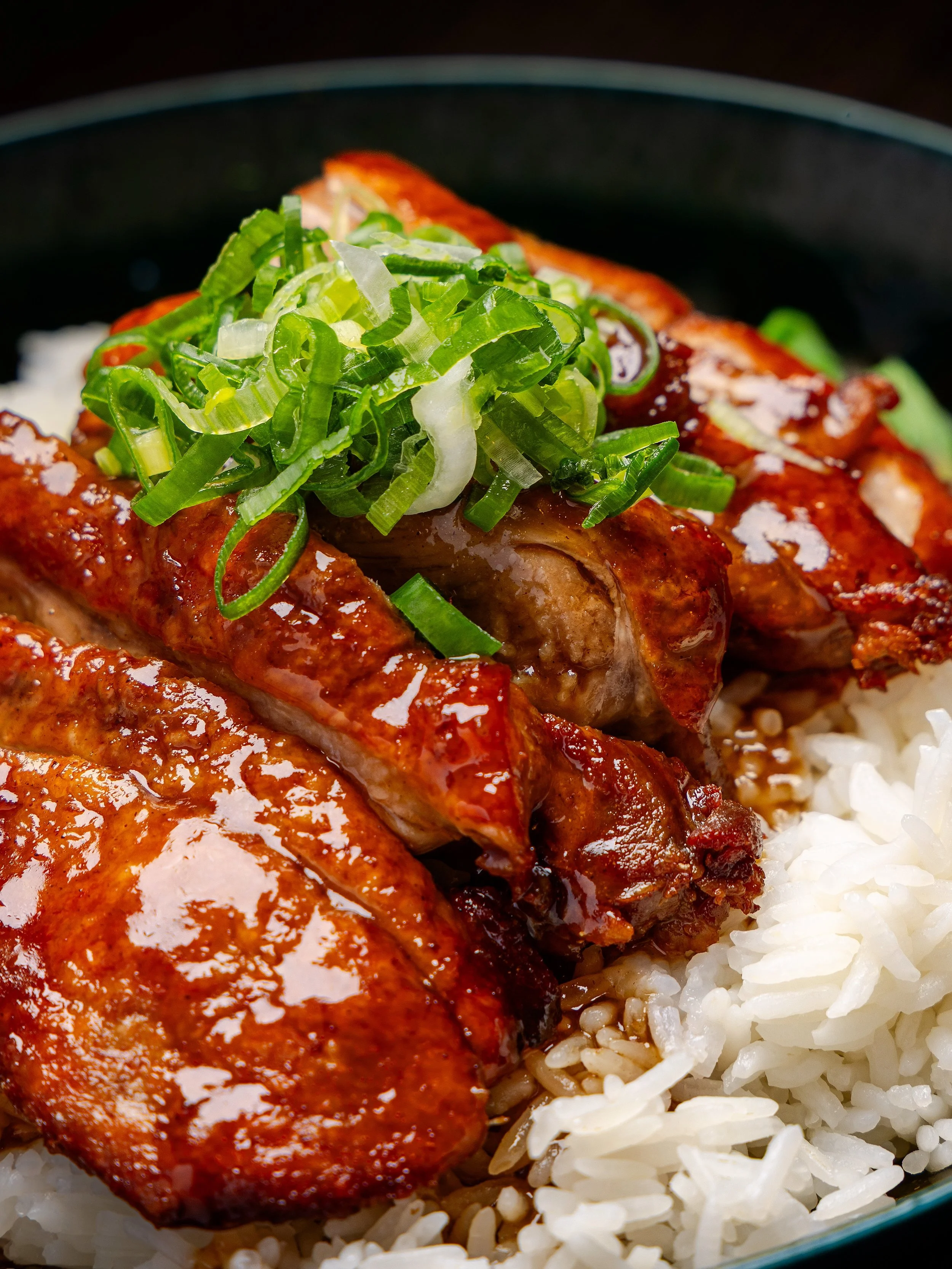 A feast for the eyes! 👀🥢🔥

#niuko #londonfood #halal #asianfood #asianrestaurant