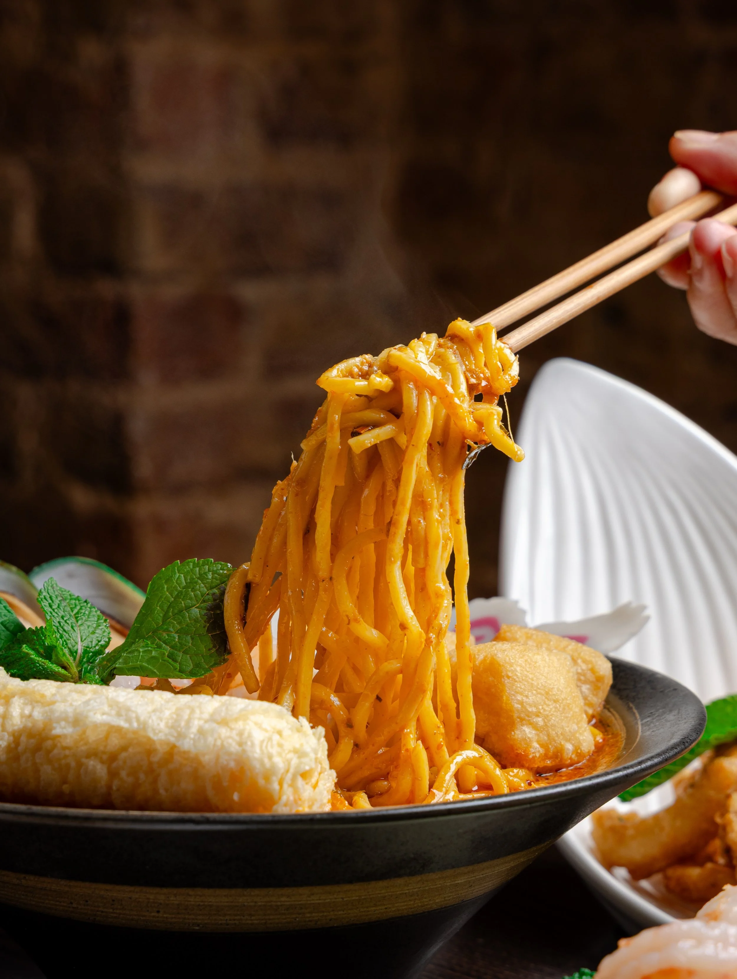 Winter days in london call for our comforting noodles, laksa &amp; pan-Asian spices! ✨🍜🥢

#noodled #laksa #panasian #halal #londonfood
