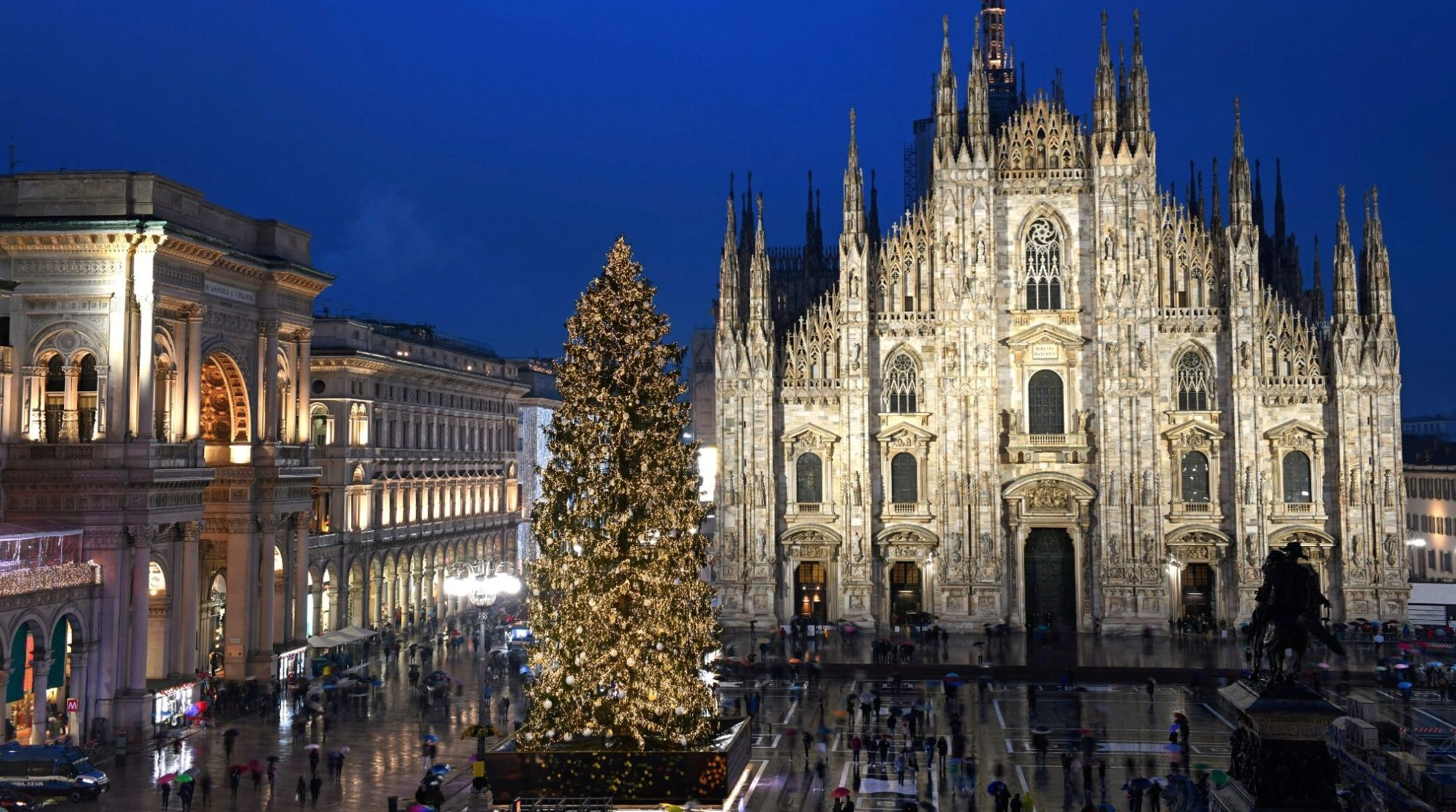 Celebrating the Holidays Milanese Style: Sponsored Christmas Tree Initiative and How One Beauty Brand Is Using It To Compliment Ad Efforts
