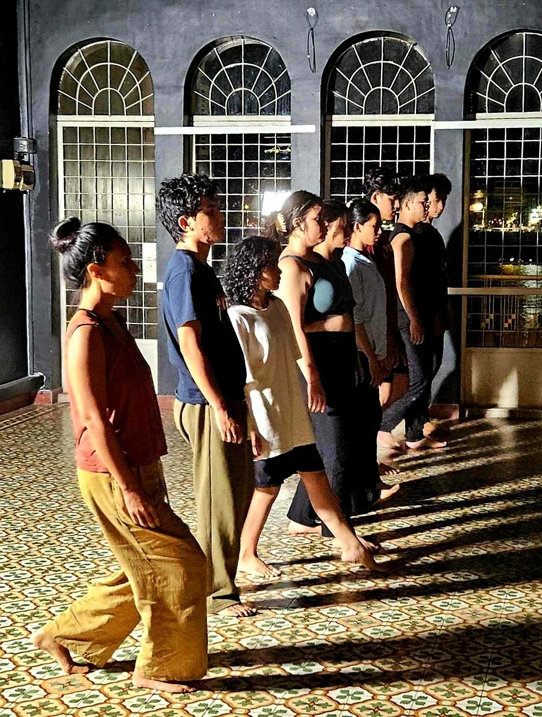 somatic-transformative-arts-dance-impro-energetics-organic-workshop-cambodia-kampot-phnompenh-east-asia-france-paris