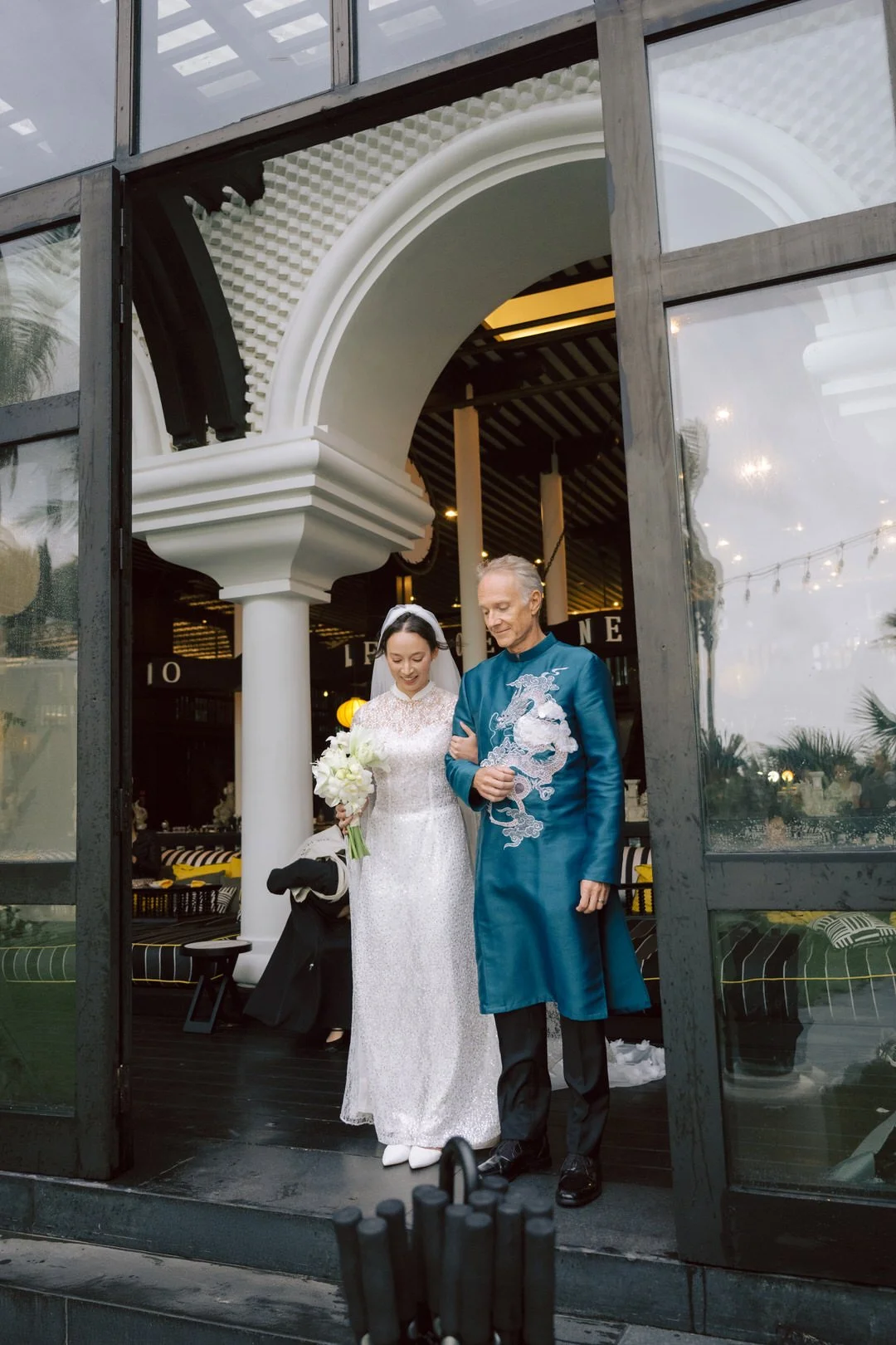 DES NICOLE & SPENCER_05166.JPG