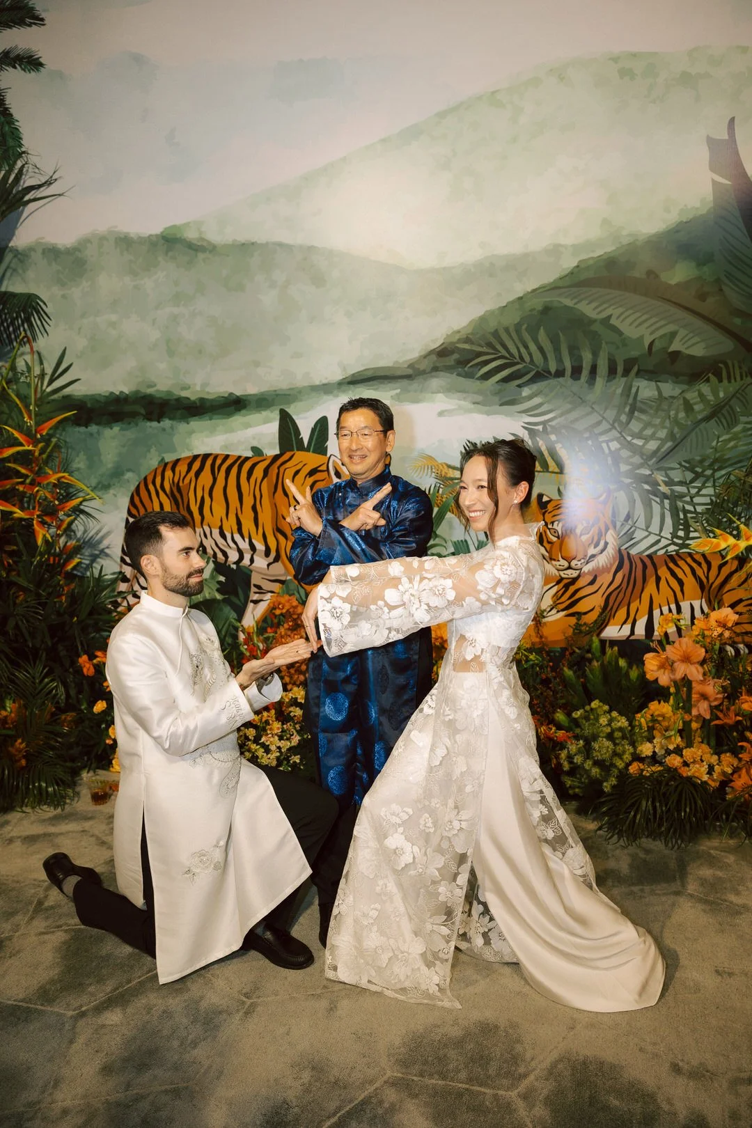 DES NICOLE & SPENCER_11352.JPG