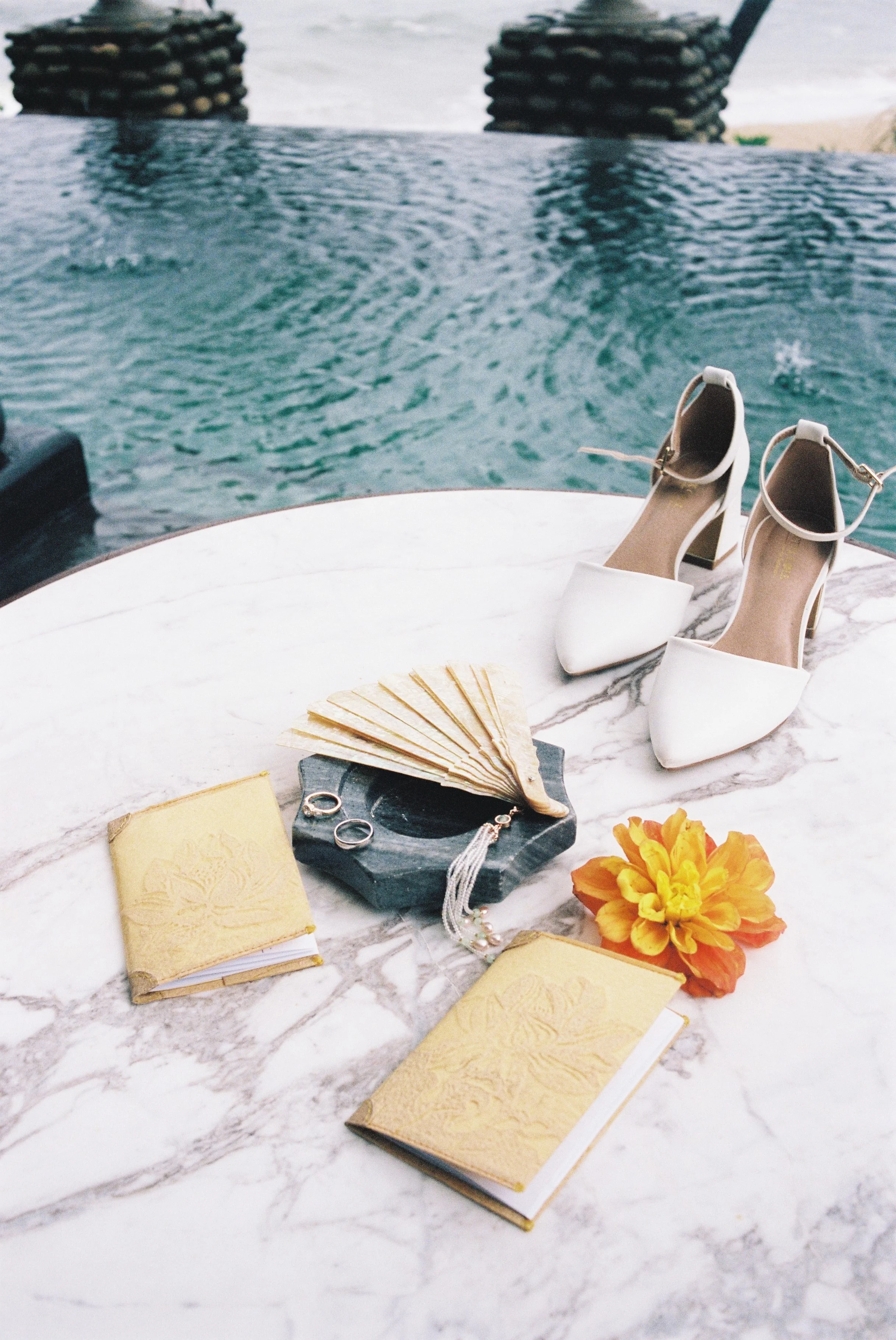 DES NICOLE & SPENCER_F016.JPG