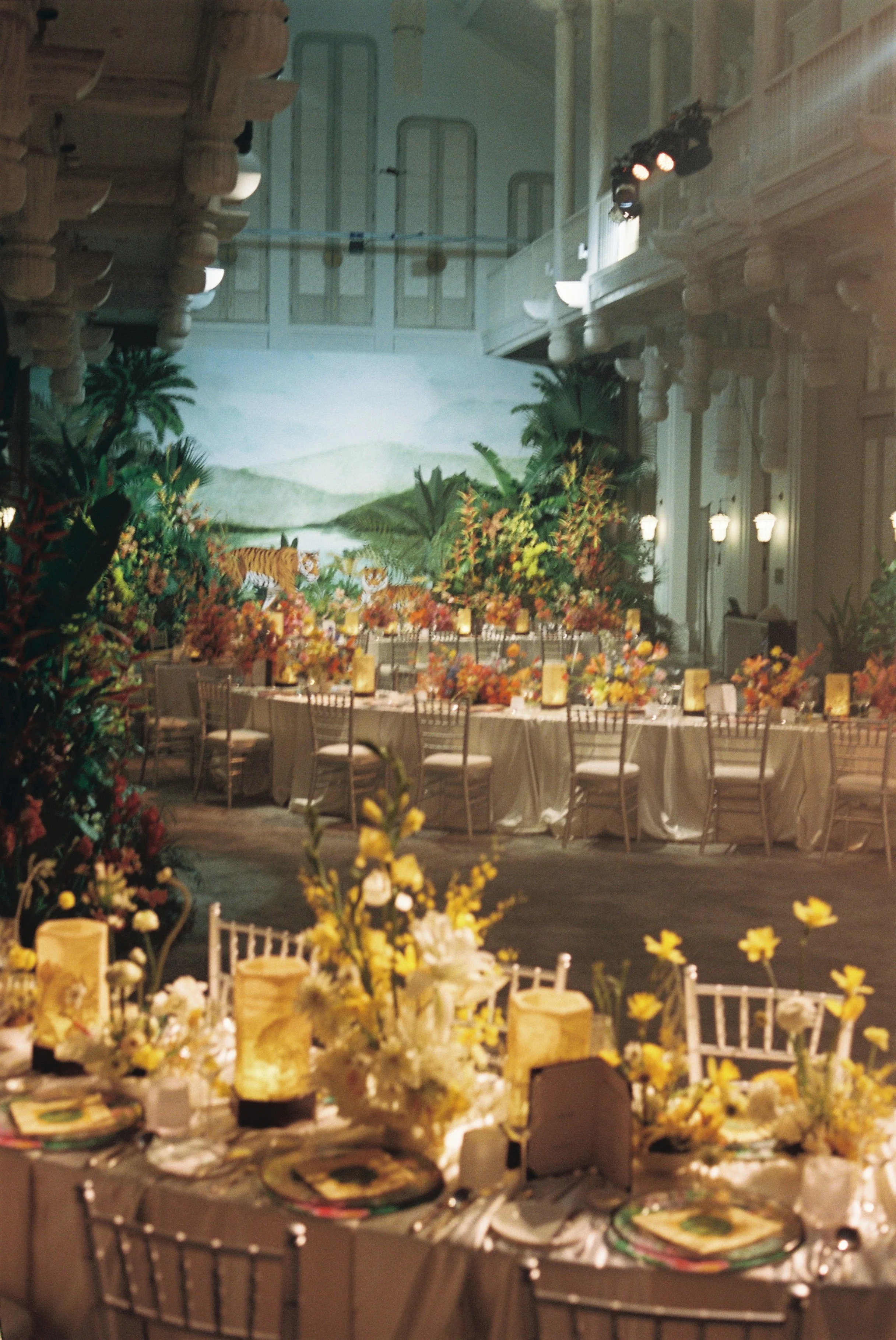 DES NICOLE & SPENCER_F090.JPG