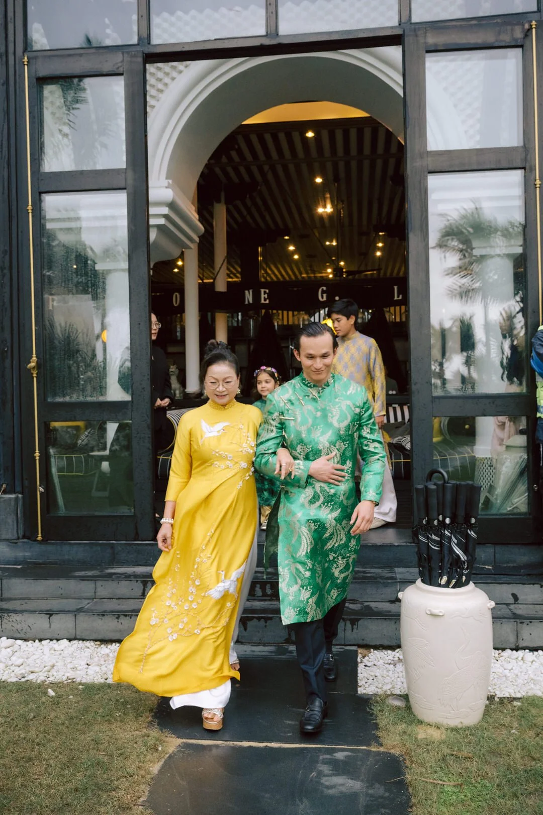 DES NICOLE & SPENCER_05026.JPG