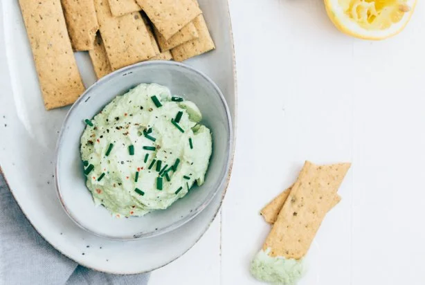 weekendbites-avocadospread.jpg