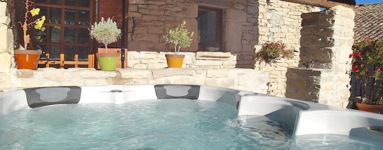 Privater Whirlpool für 2 Personnen