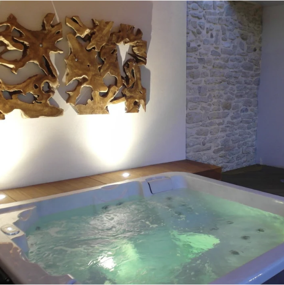 Ferienhaus mit stilvollem Charakter nahe Uzès und Nîmes