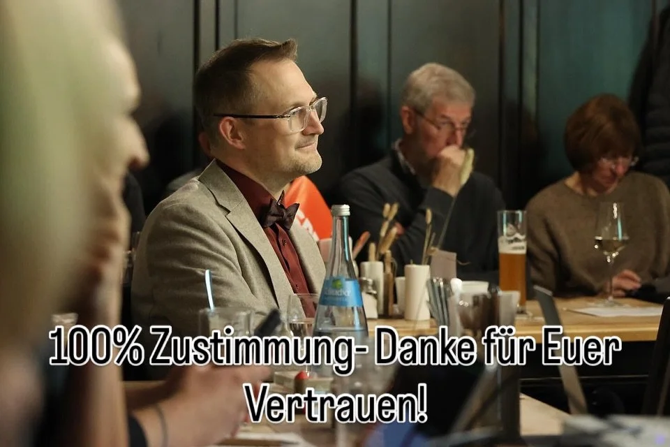 Gestern Abend haben mich die Mitglieder der SPD in einer f&uuml;r Neuburg historischen Aufstellung einstimmig als gemeinsamen Oberb&uuml;rgermeister-Kandidaten f&uuml;r Neuburg 2026 vorgeschlagen &ndash; danke f&uuml;r euer Vertrauen 🙏

Jetzt geht&r